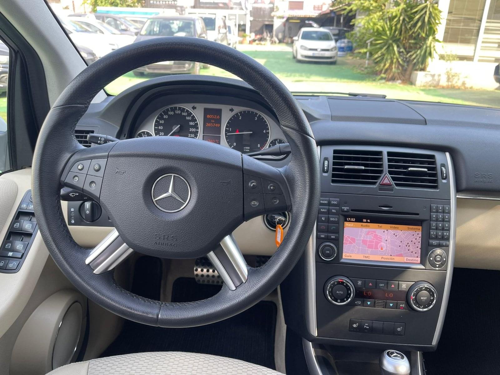 MERCEDES CLASE B 2.0 109CV 16 