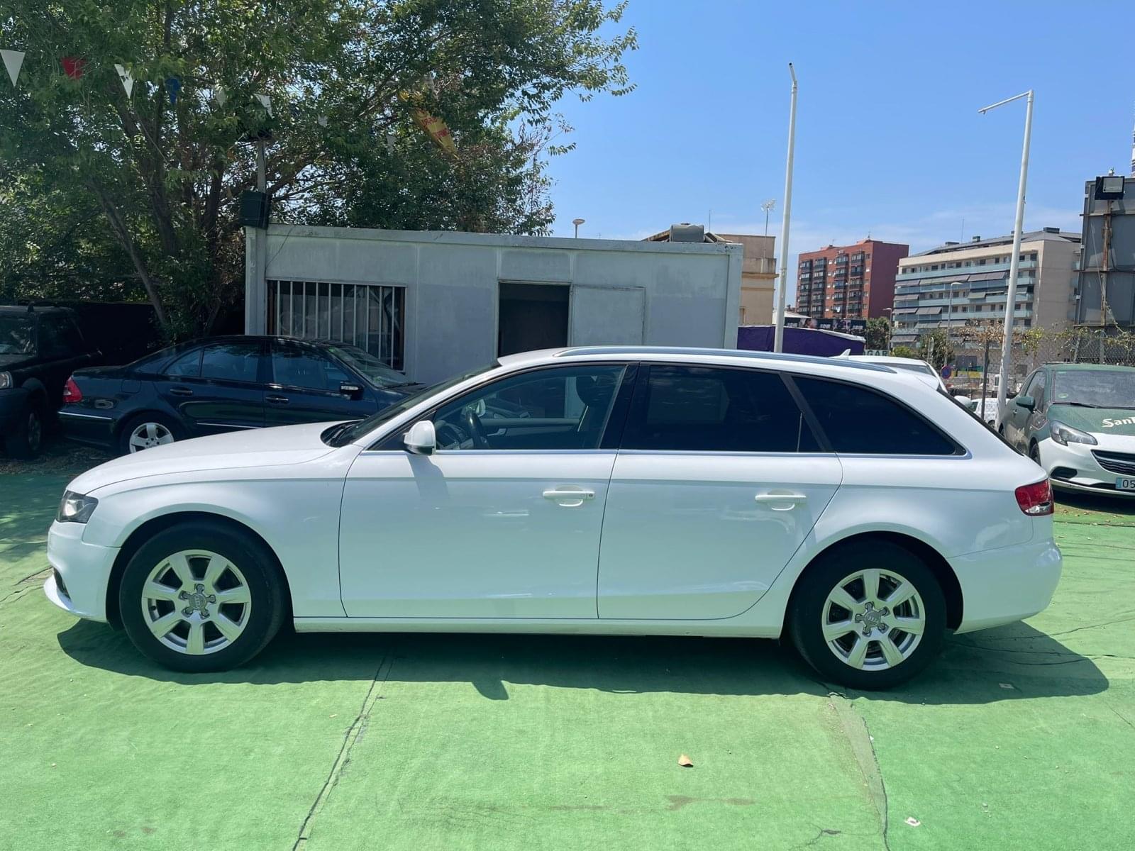 AUDI A4 2.0 143CV 5 
