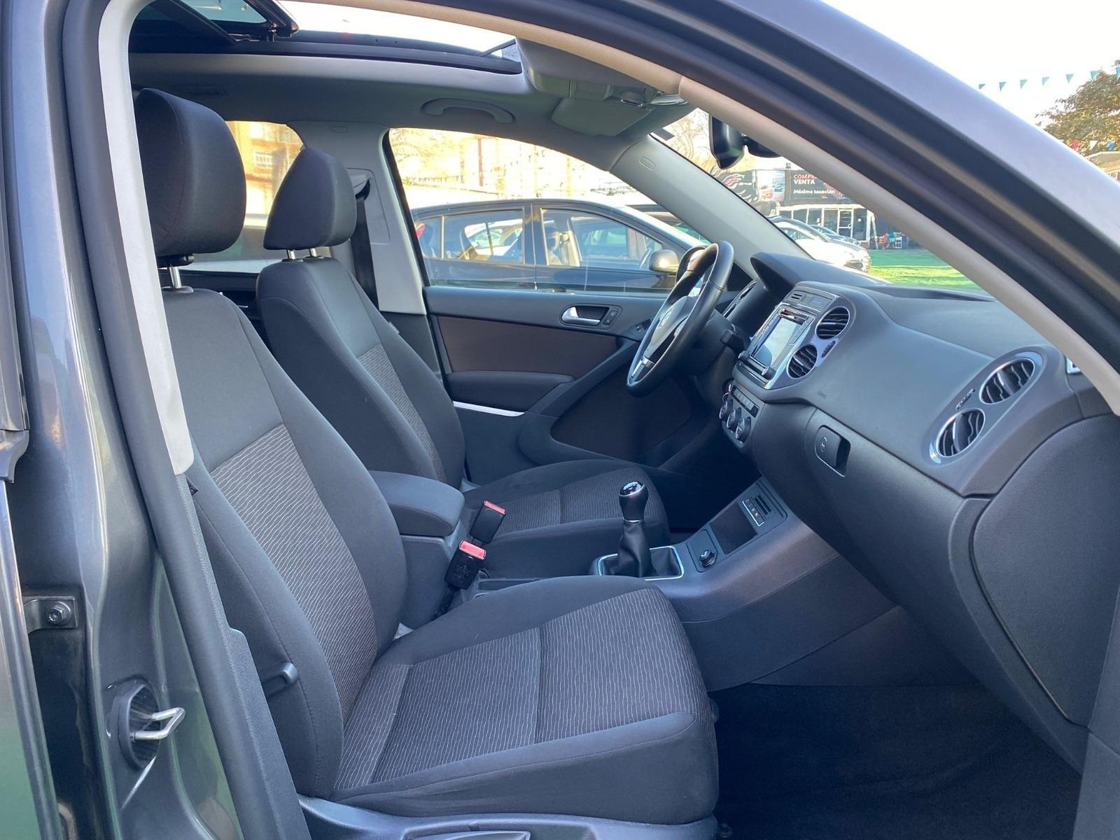 VOLKSWAGEN TIGUAN 2.0 TDI BMT T1 4X2 10 