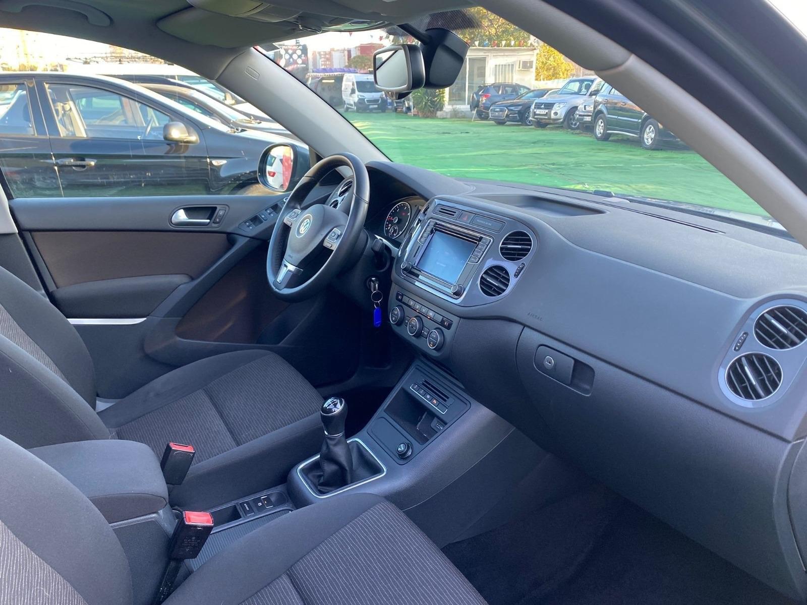 VOLKSWAGEN TIGUAN 2.0 TDI BMT T1 4X2 11 