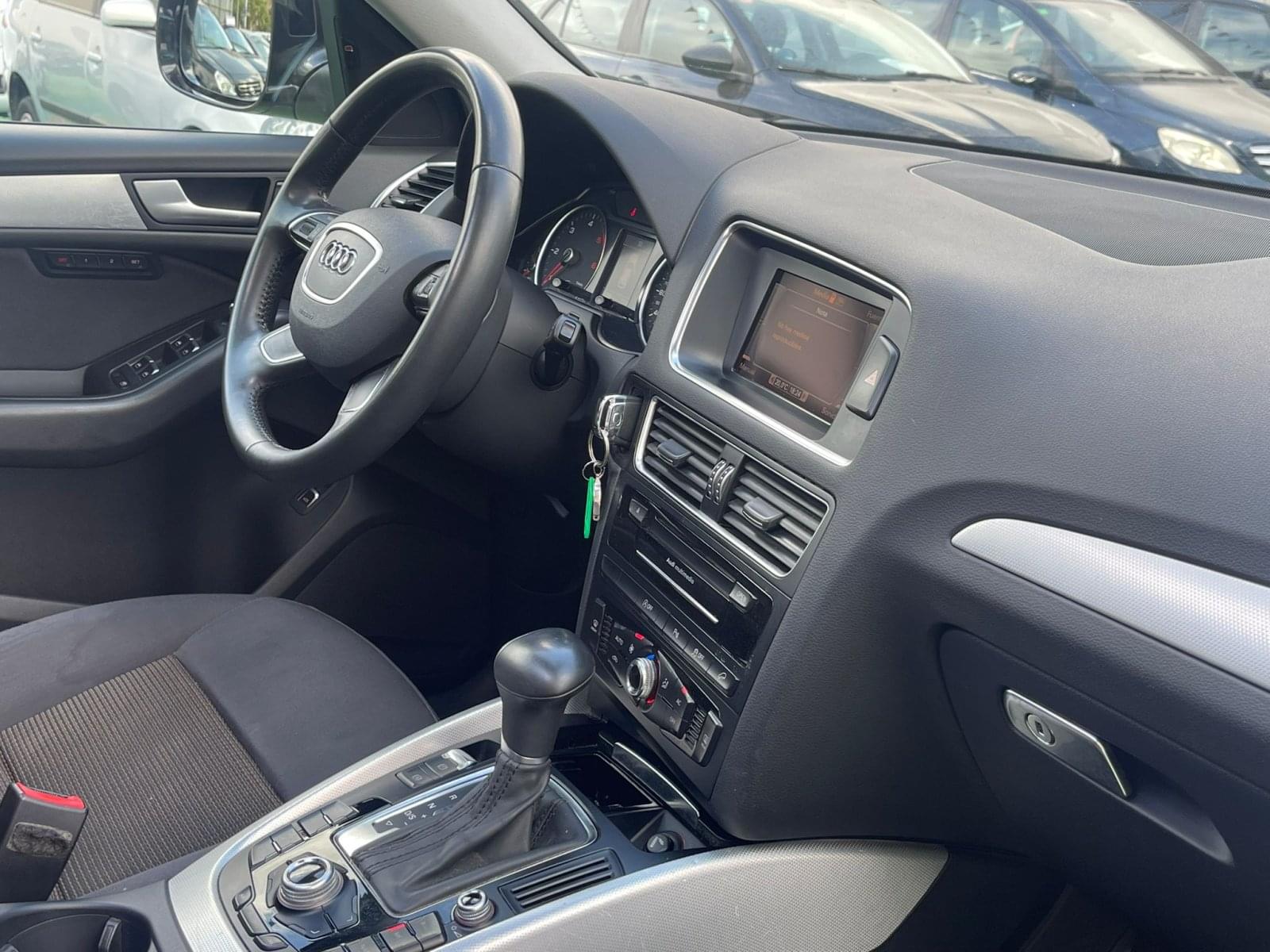 AUDI Q5 2.0 177CV 11 