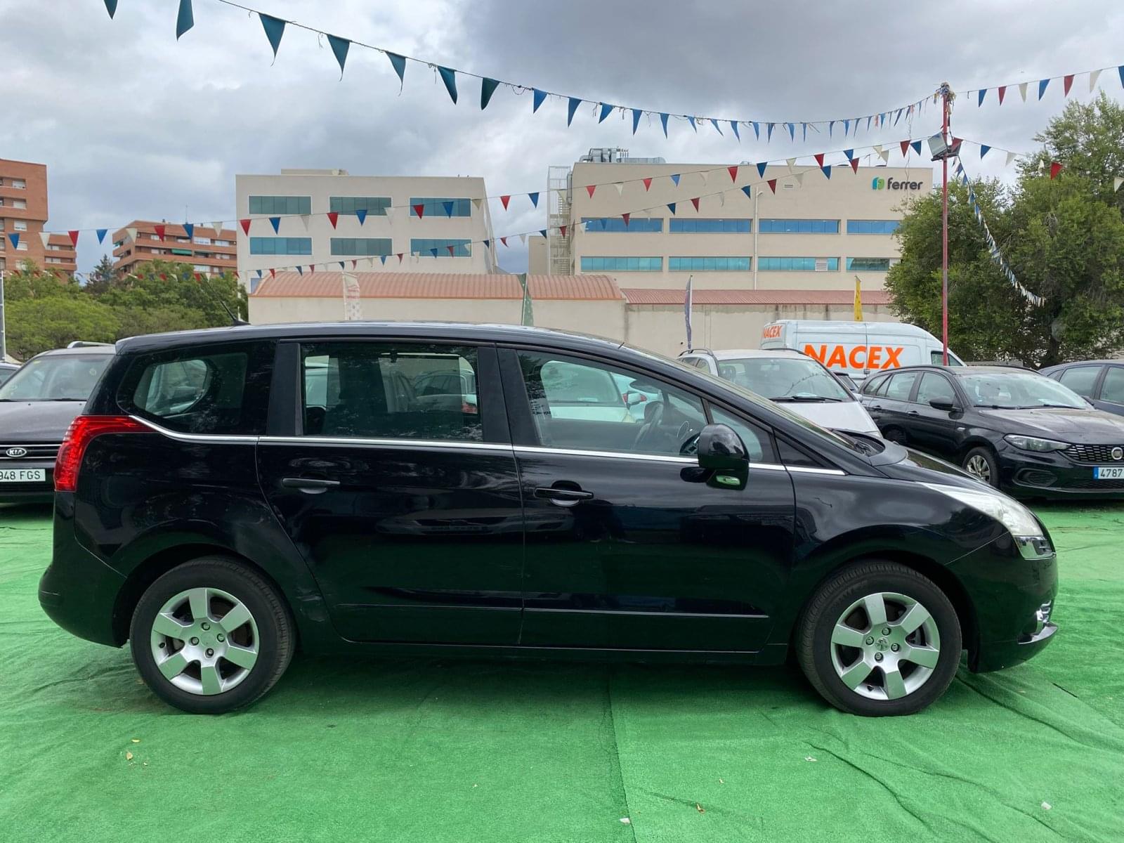 PEUGEOT 5008 1.6 156CV 6 
