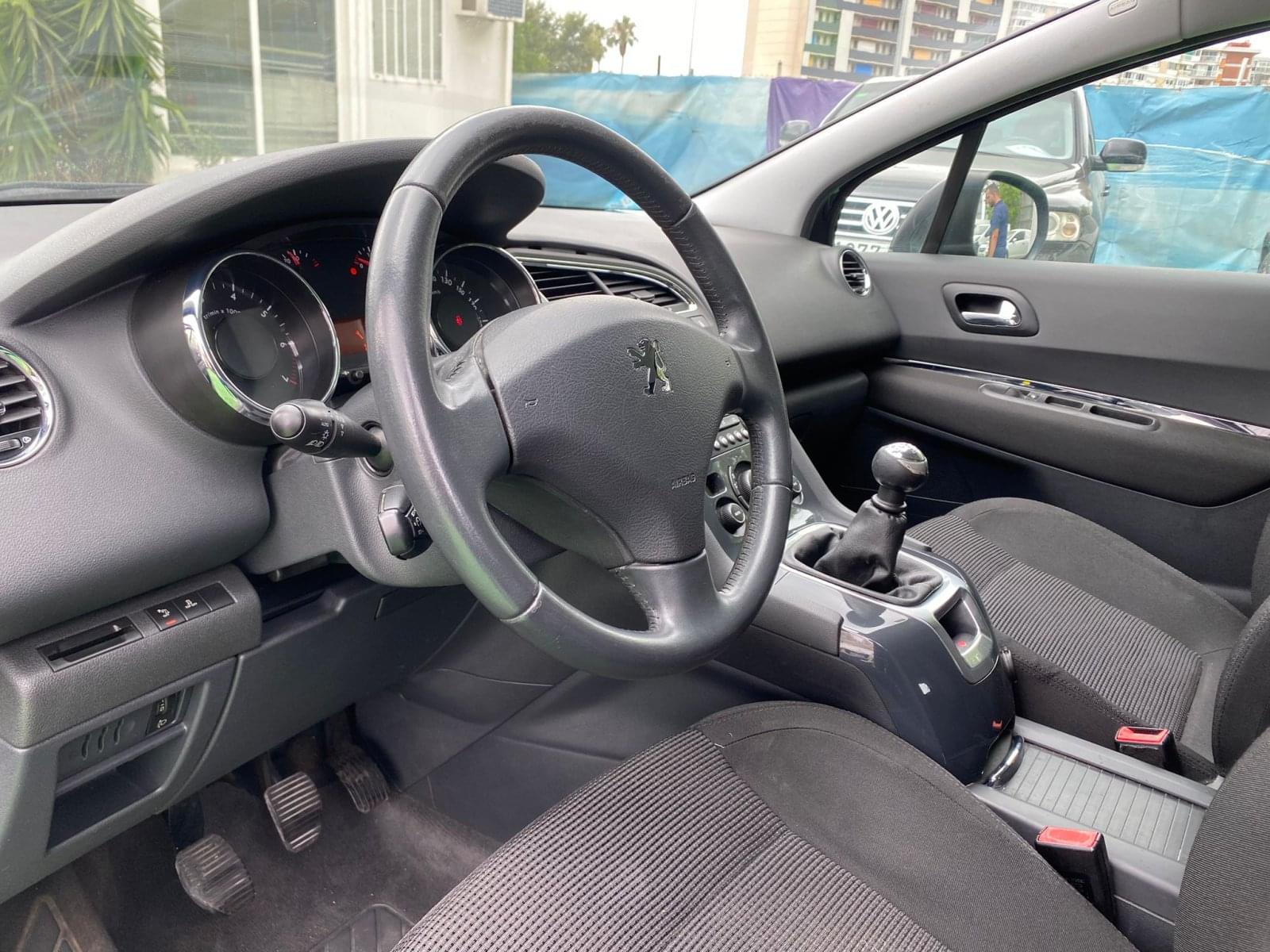 PEUGEOT 5008 1.6 156CV 8 