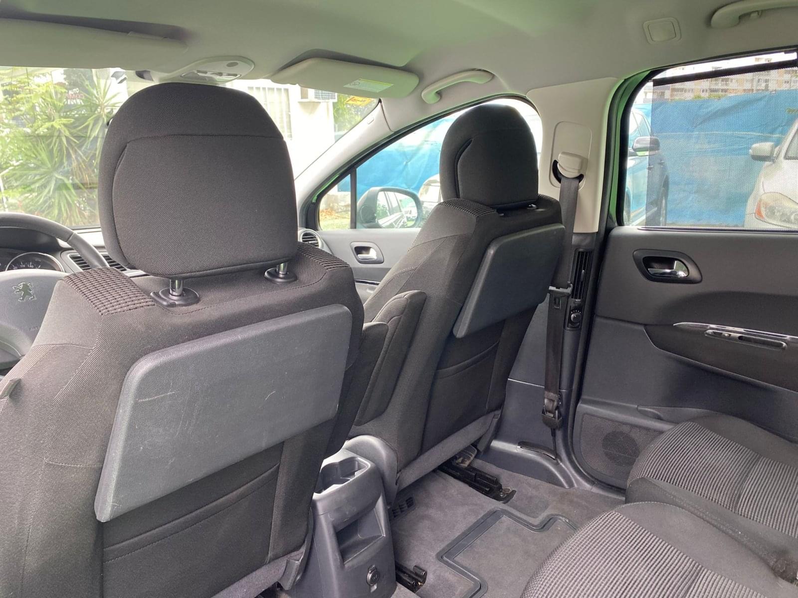 PEUGEOT 5008 1.6 156CV 17 