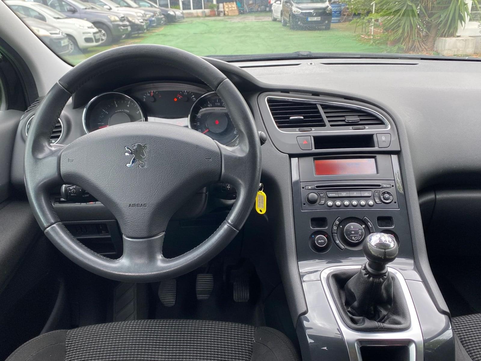 PEUGEOT 5008 1.6 156CV 13 