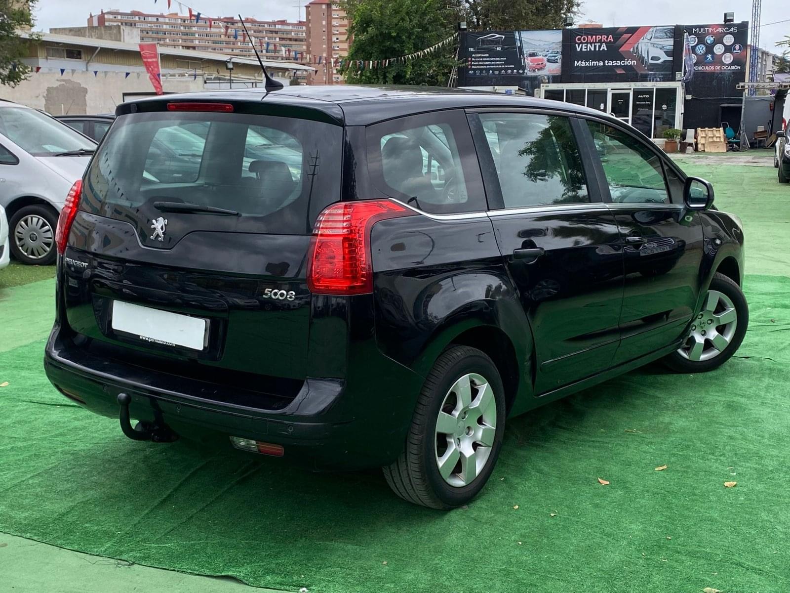 PEUGEOT 5008 1.6 156CV 18 