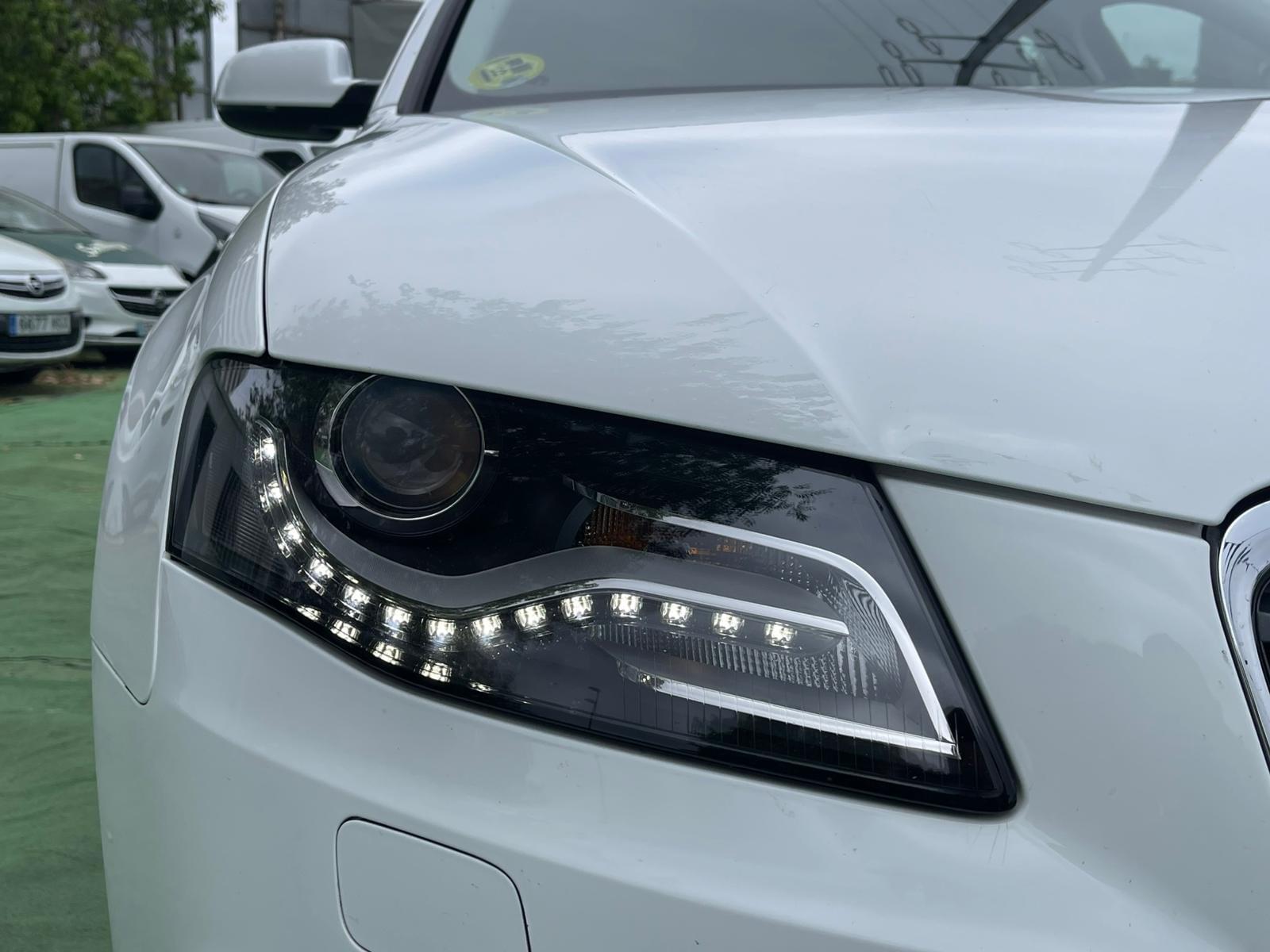 AUDI A4 2.0 136CV 4 