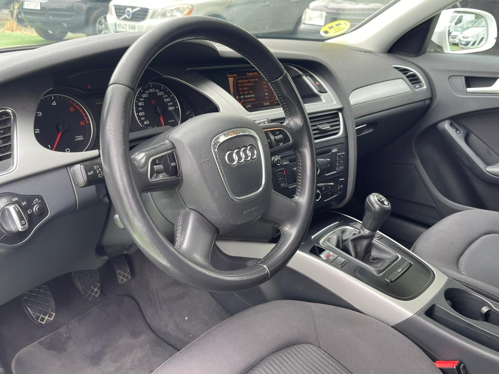 AUDI A4 2.0 136CV 6 