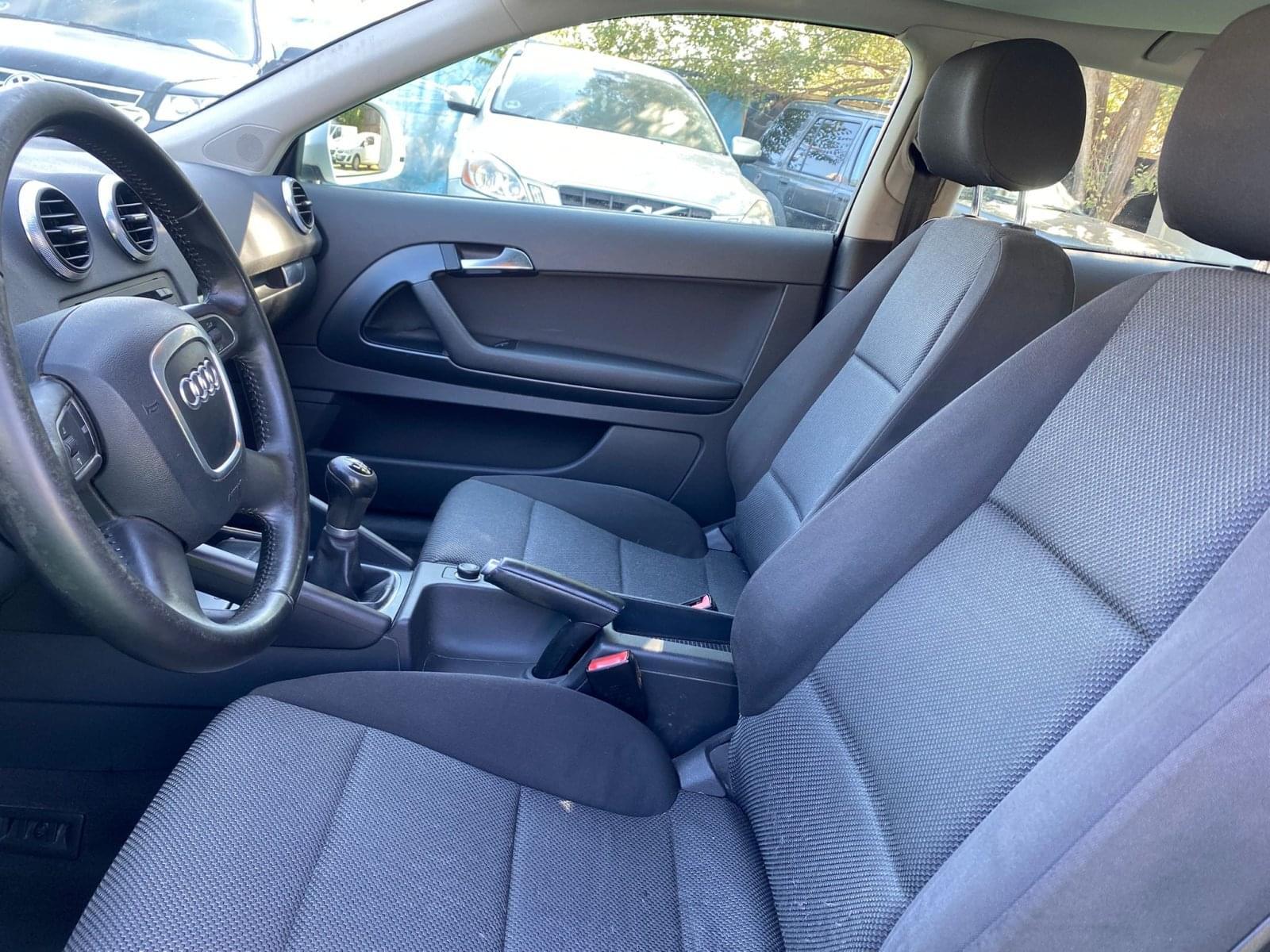 AUDI A3 1.6 105CV 15 