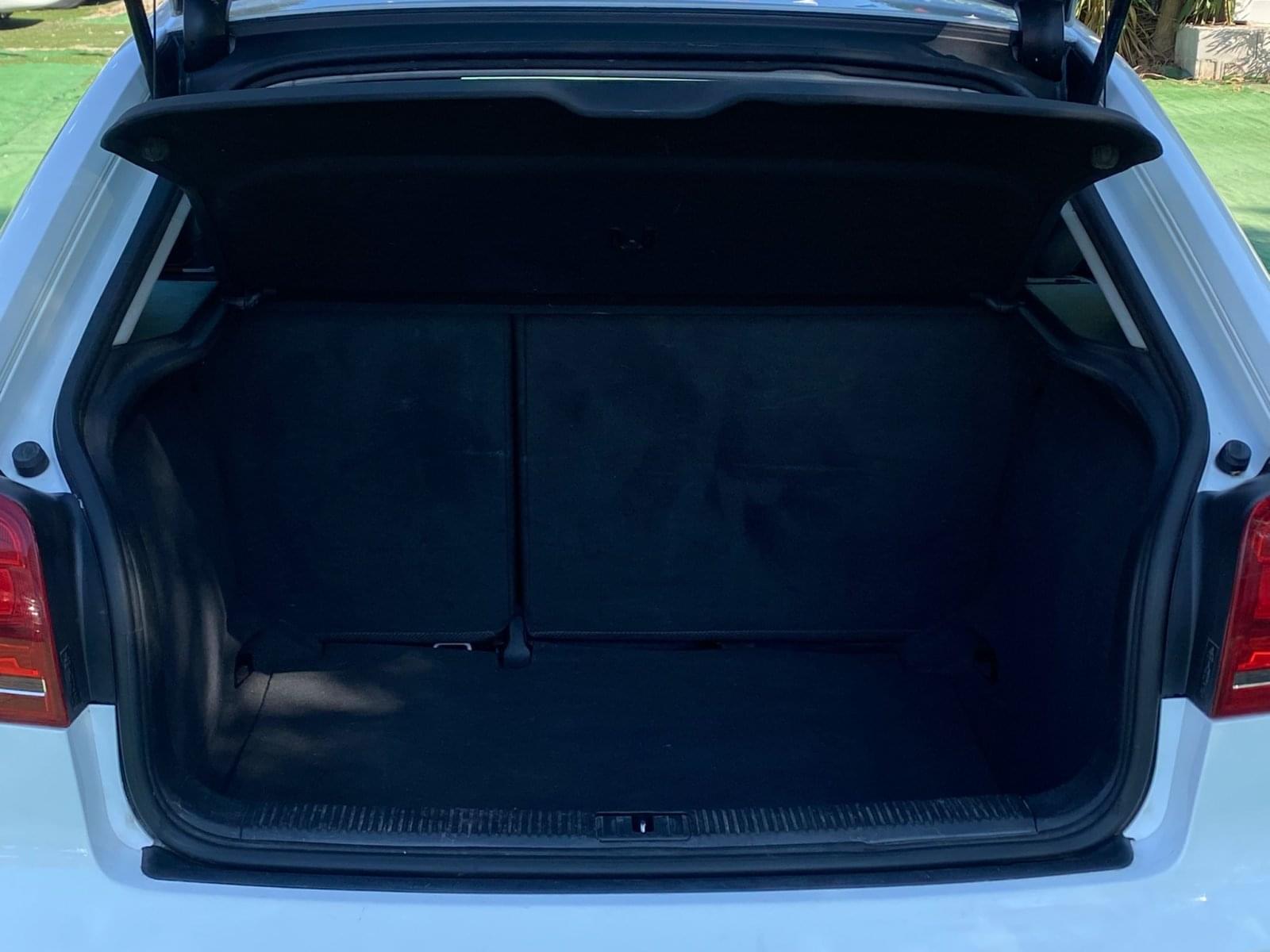 AUDI A3 1.6 105CV 20 