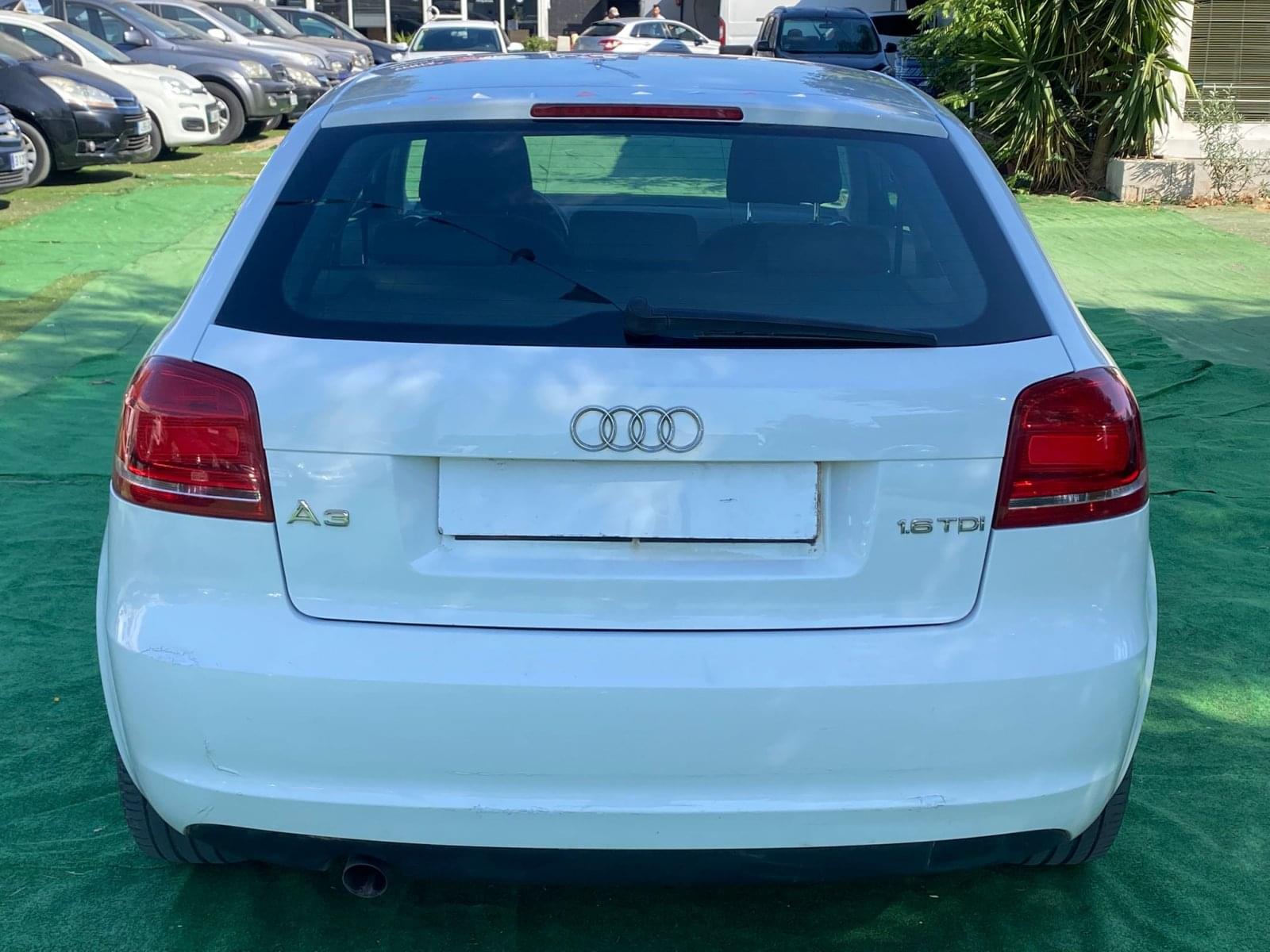 AUDI A3 1.6 105CV 21 