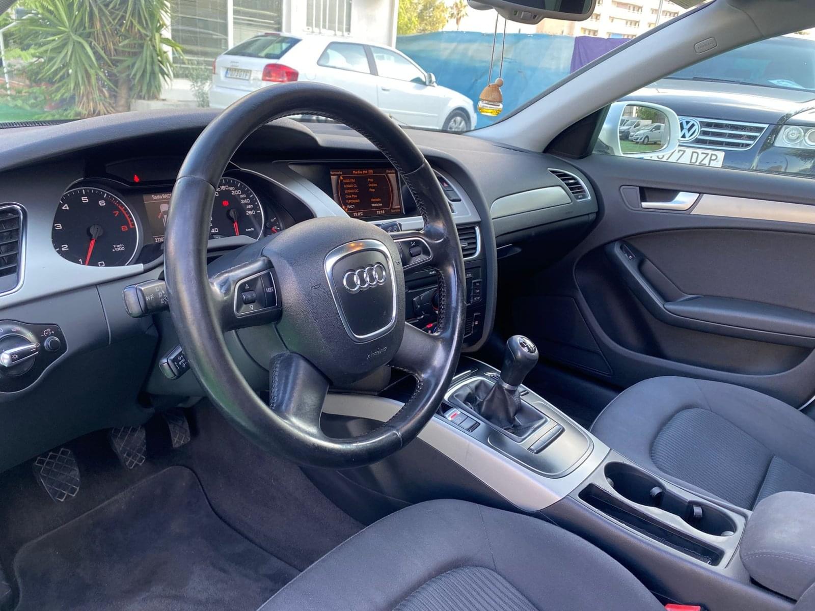 AUDI A4 2.0 180CV 10 