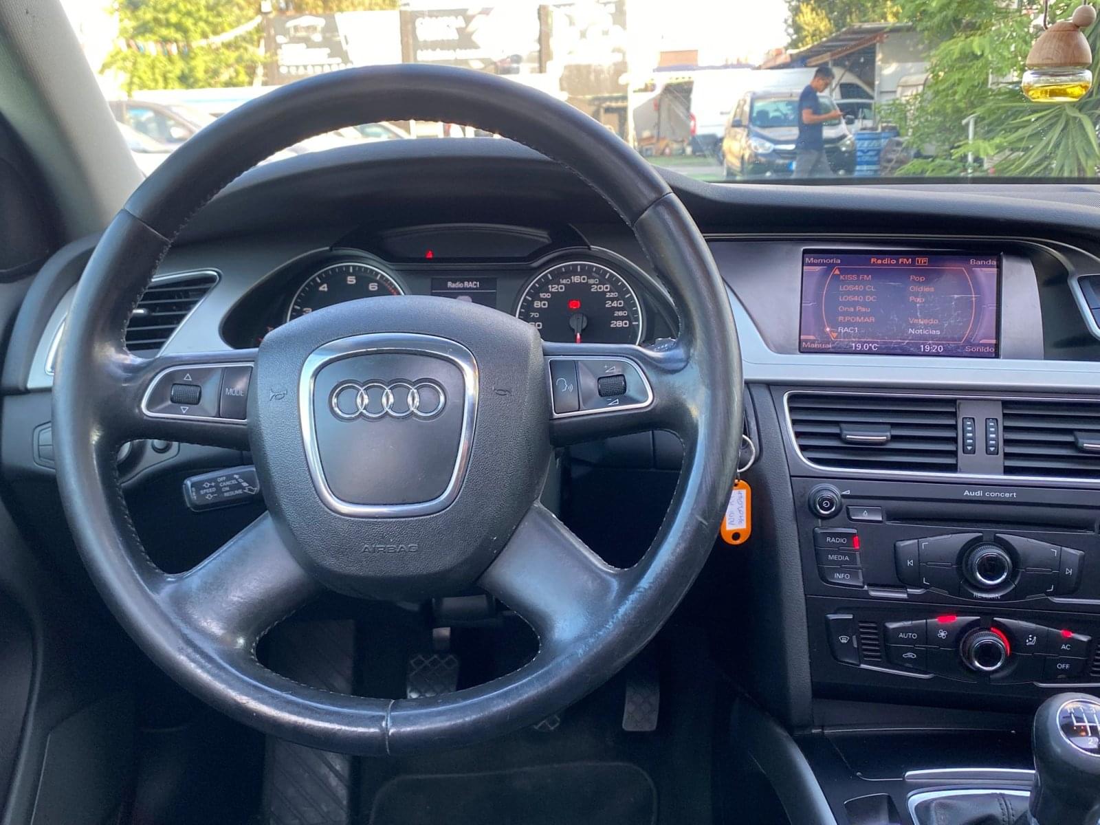 AUDI A4 2.0 180CV 15 