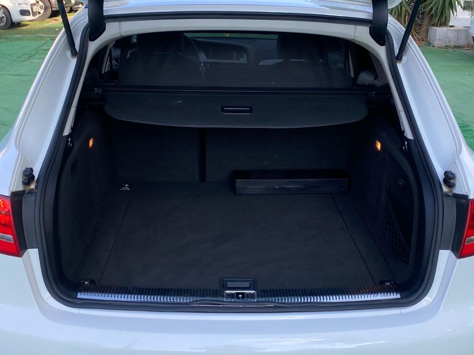 AUDI A4 2.0 180CV 23 