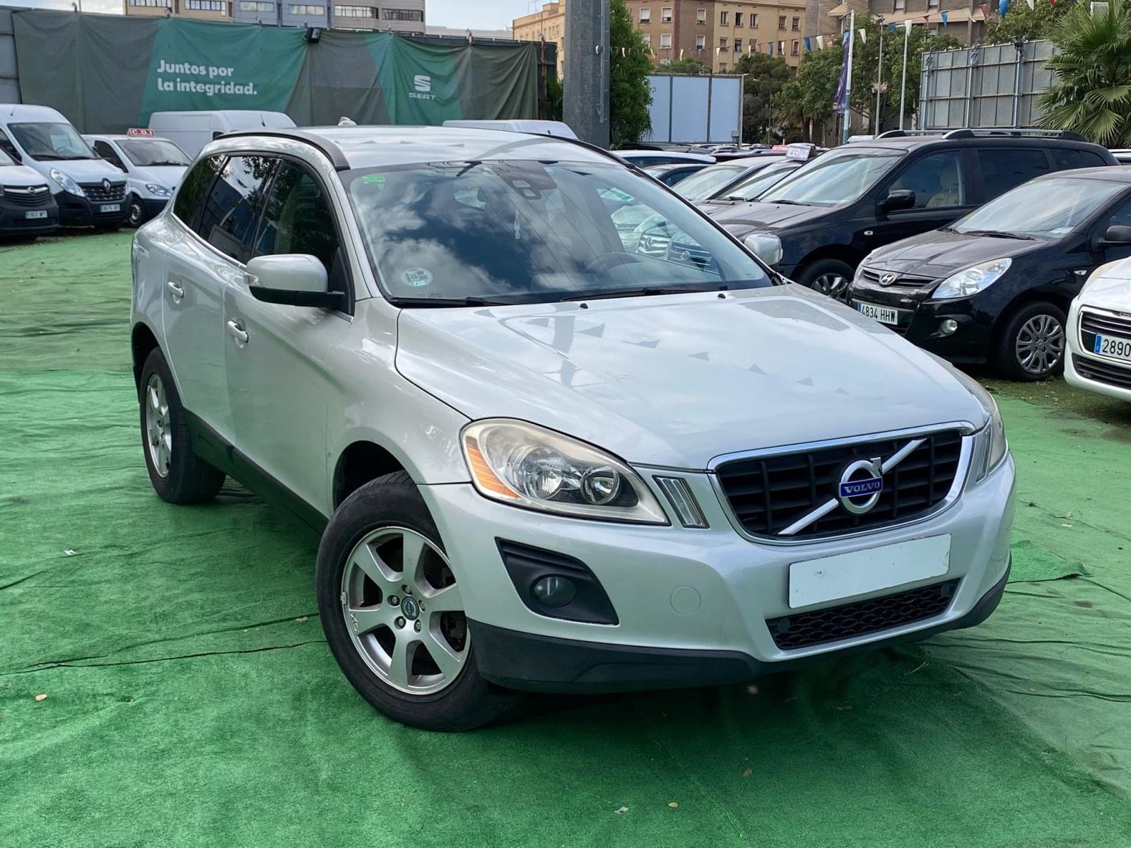 VOLVO XC60 2.4 205CV AWD KINETIC AUTO 3 