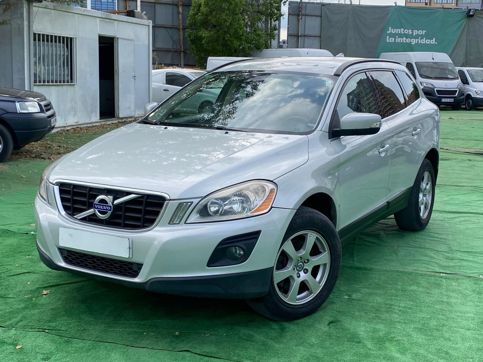 VOLVO XC60 2.4 205CV AWD KINETIC AUTO 4 