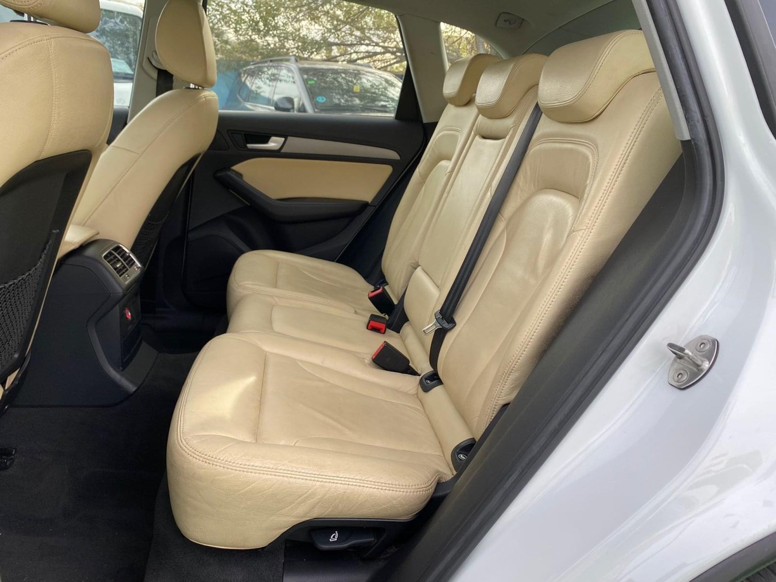 AUDI Q5 2.0 143CV 19 