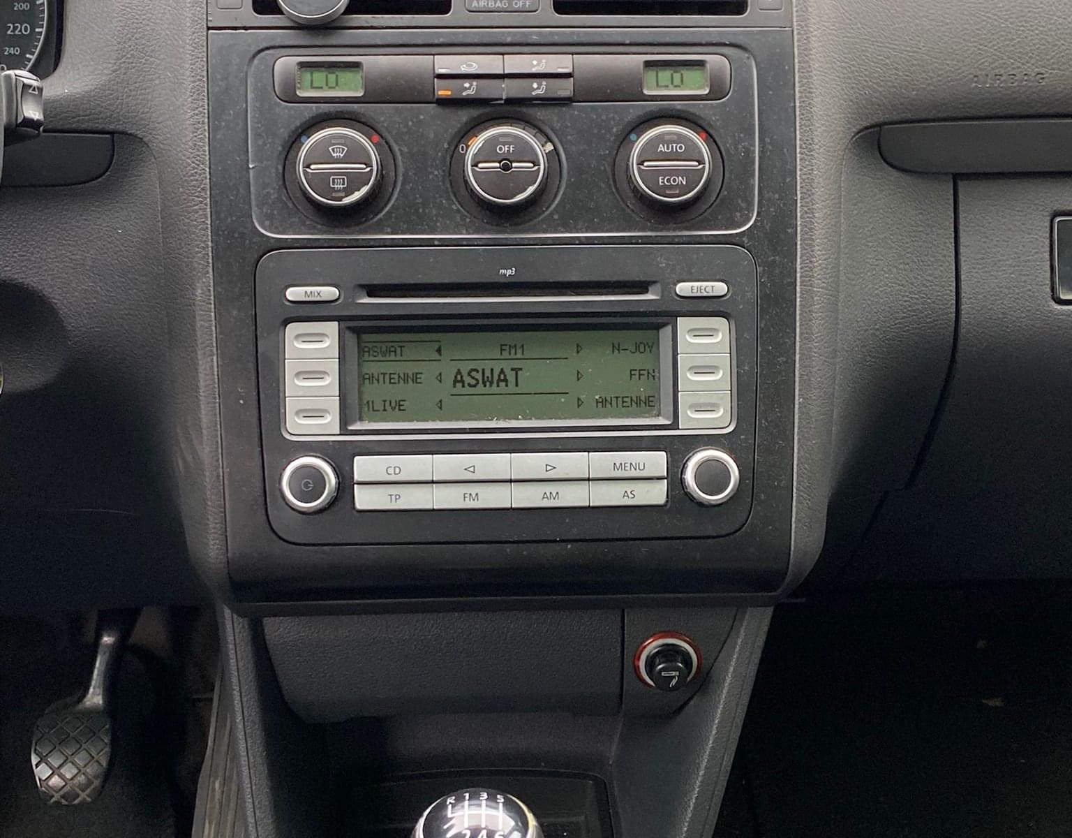 VOLKSWAGEN TOURAN 1.9 105CV 11 