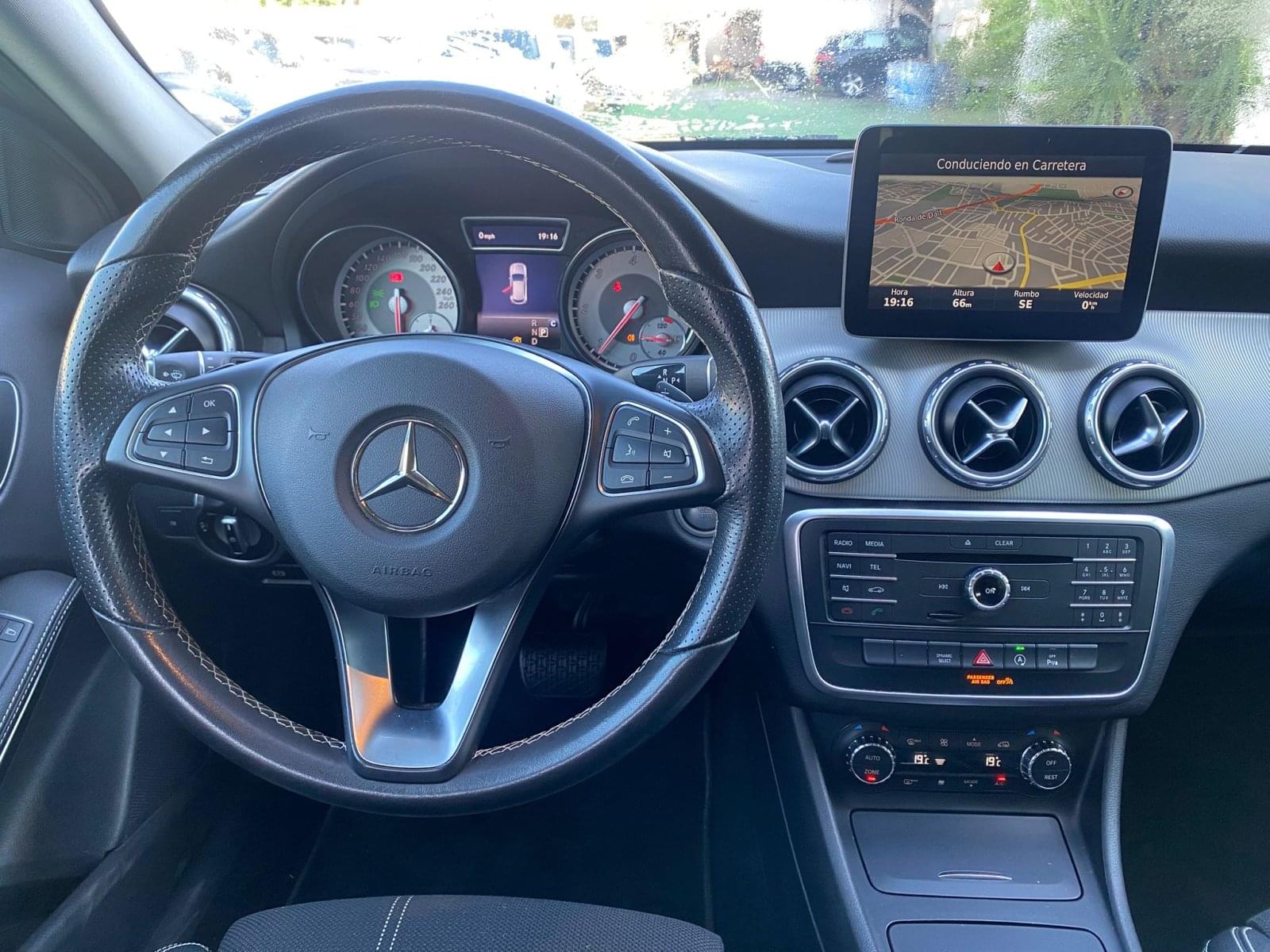 MERCEDES CLASE GLA 2.2 136CV 21 