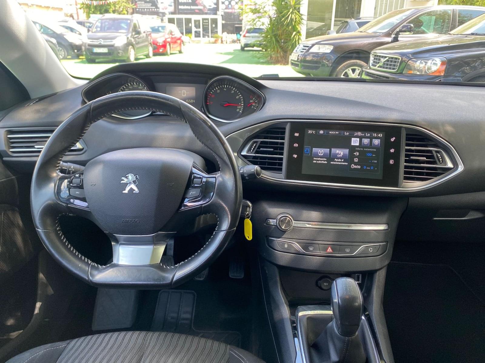 PEUGEOT 308 1.2 110CV 11 