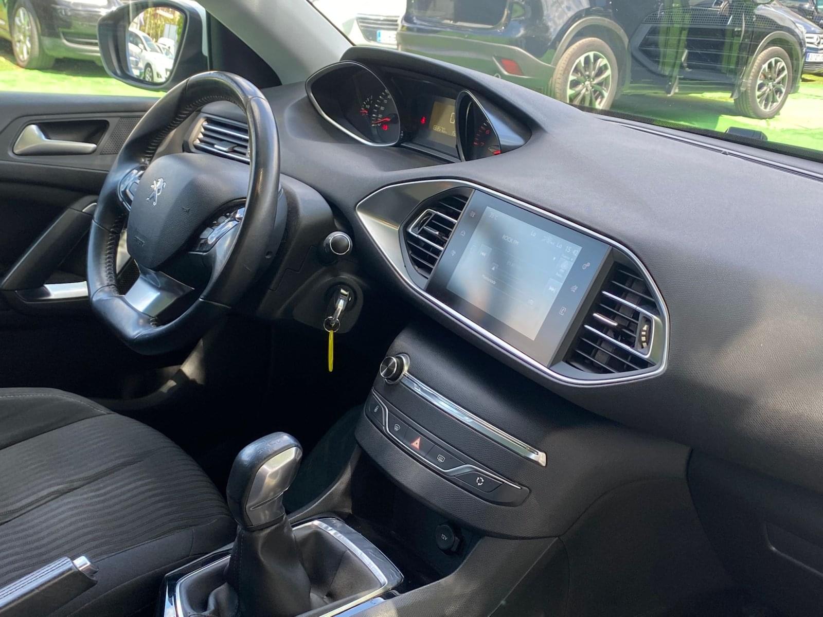 PEUGEOT 308 1.2 110CV 13 