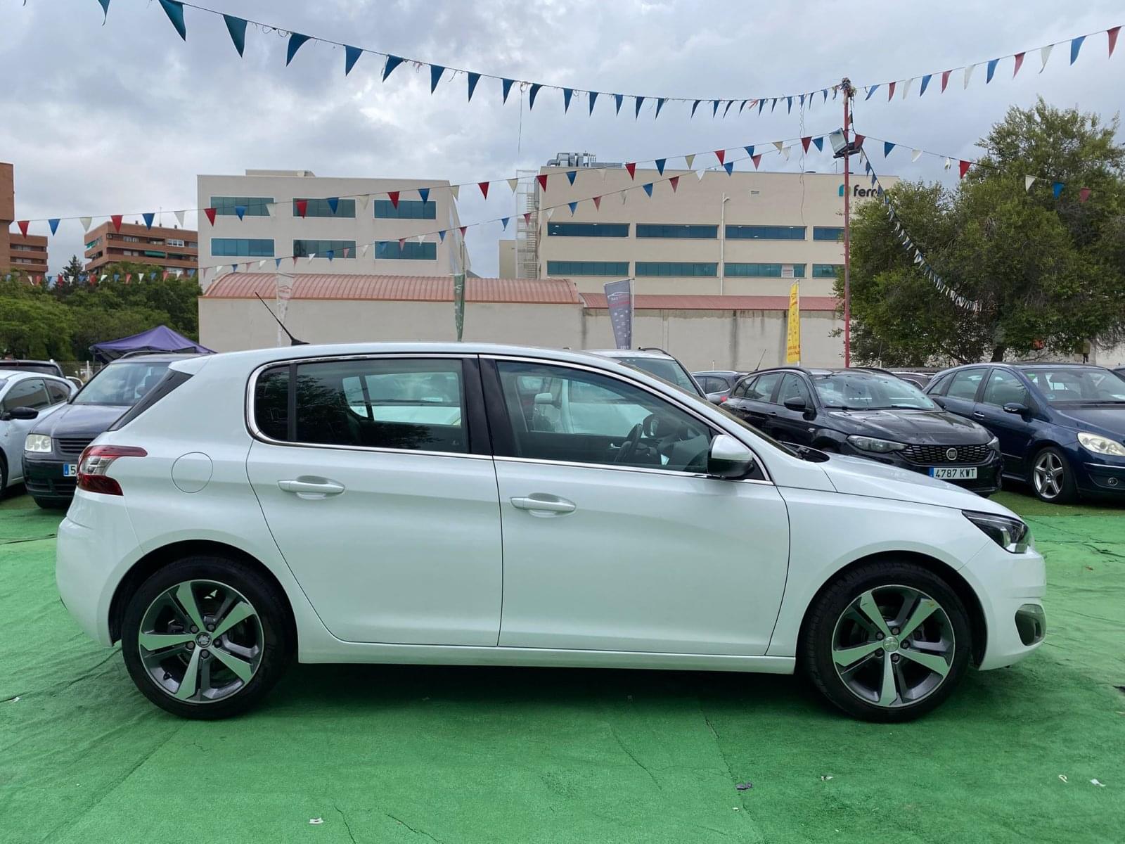 PEUGEOT 308 1.2 110CV 5 