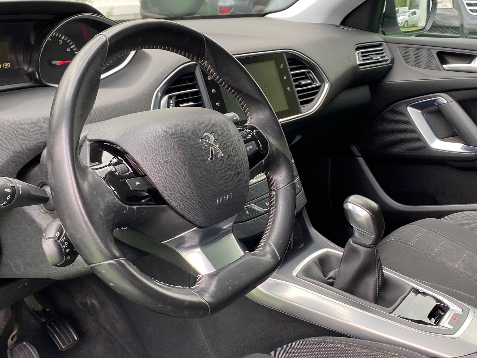 PEUGEOT 308 1.2 110CV 7 