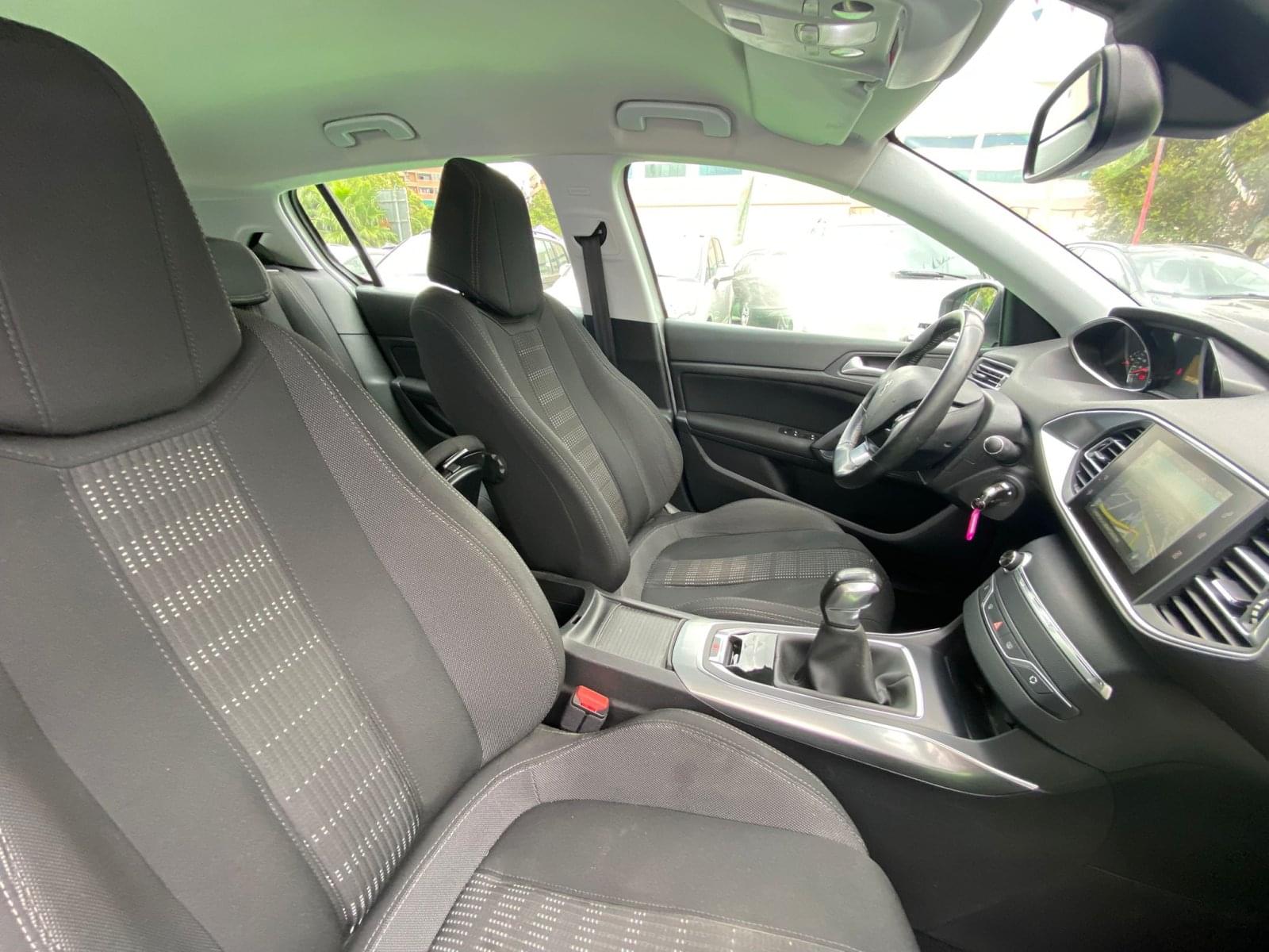 PEUGEOT 308 1.2 110CV 10 
