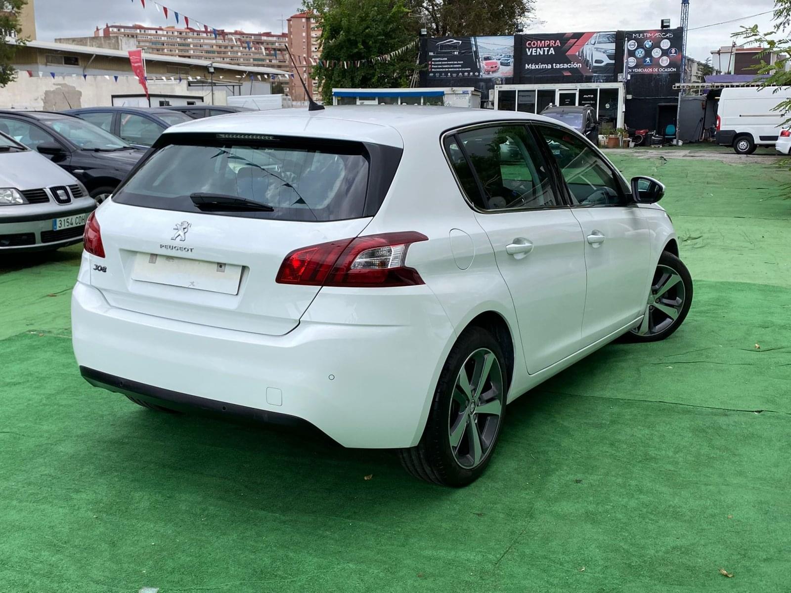 PEUGEOT 308 1.2 110CV 18 