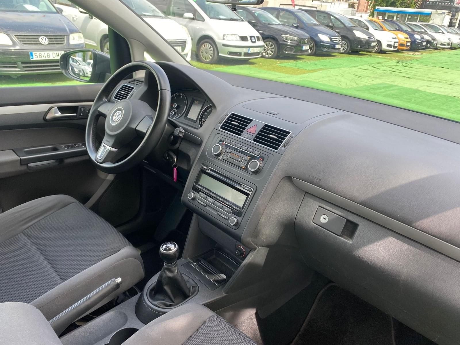 VOLKSWAGEN TOURAN 1.6 105CV 11 