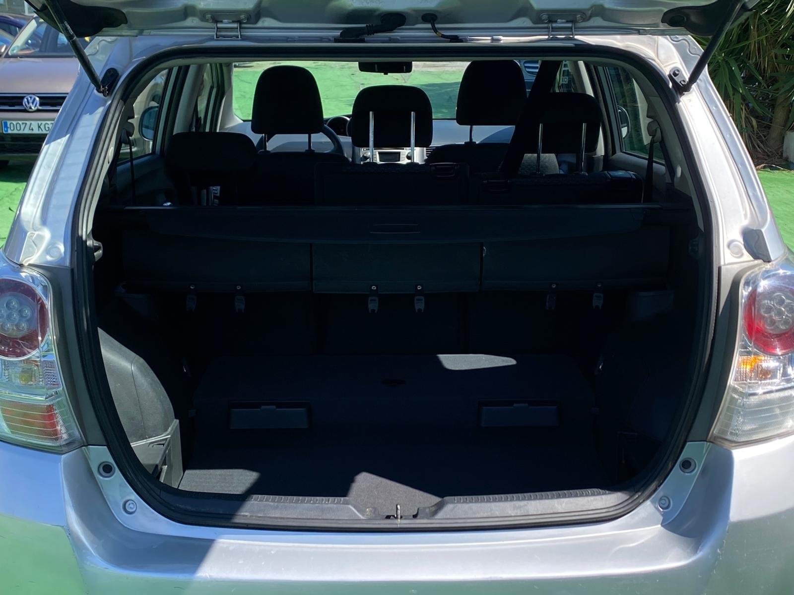 TOYOTA VERSO 2.0 126CV 19 