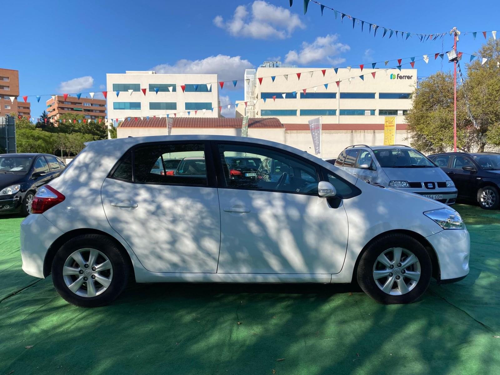 TOYOTA AURIS 1.4 90CV 5 