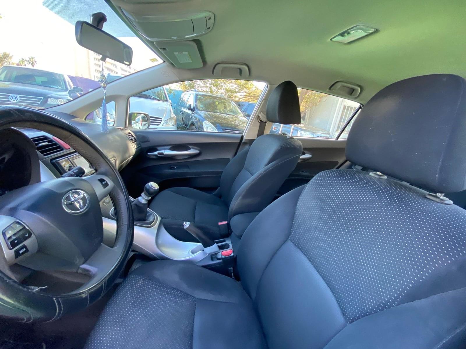TOYOTA AURIS 1.4 90CV 9 