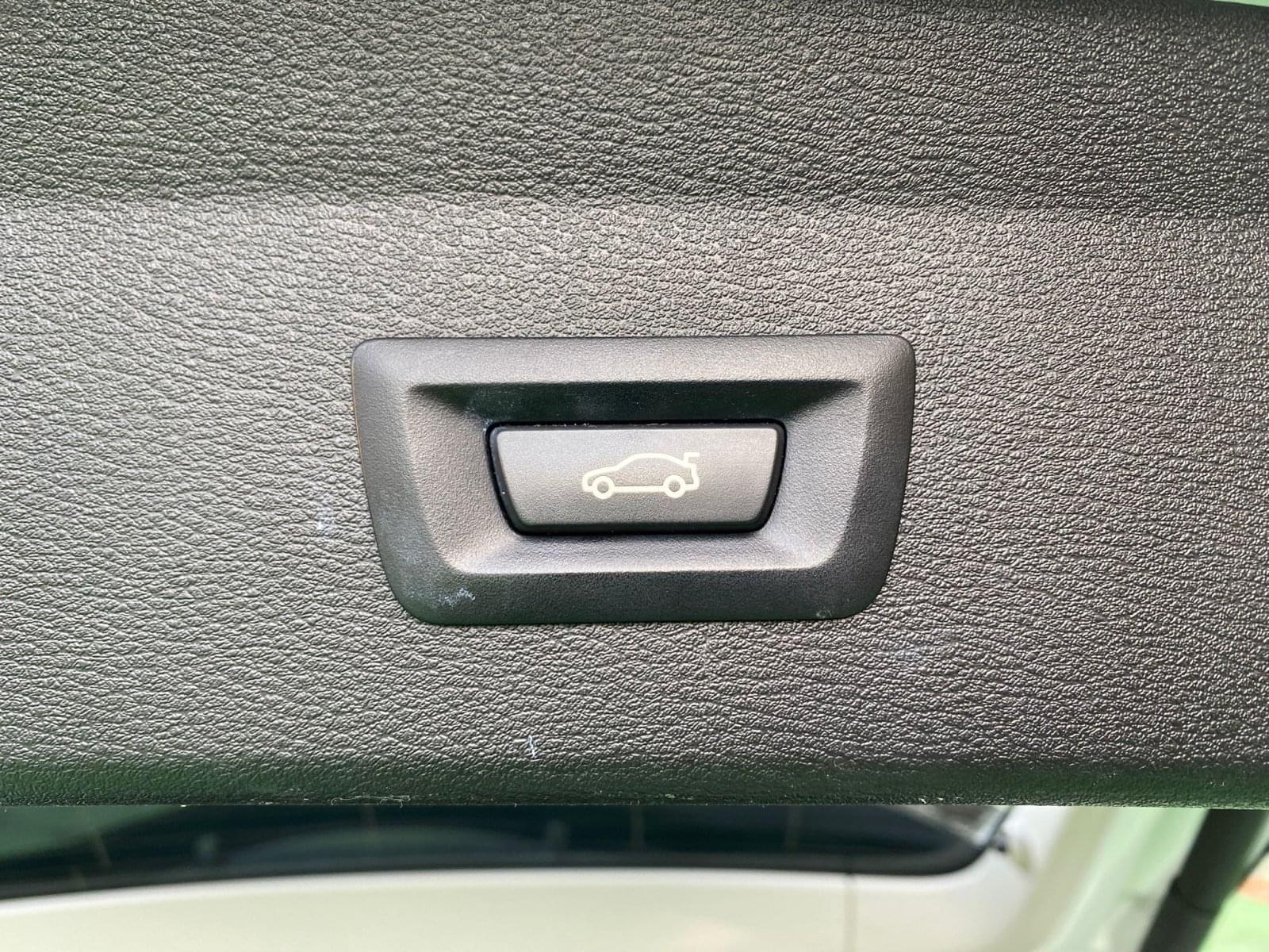 BMW X1 2.0 150CV sDrive18d 24 