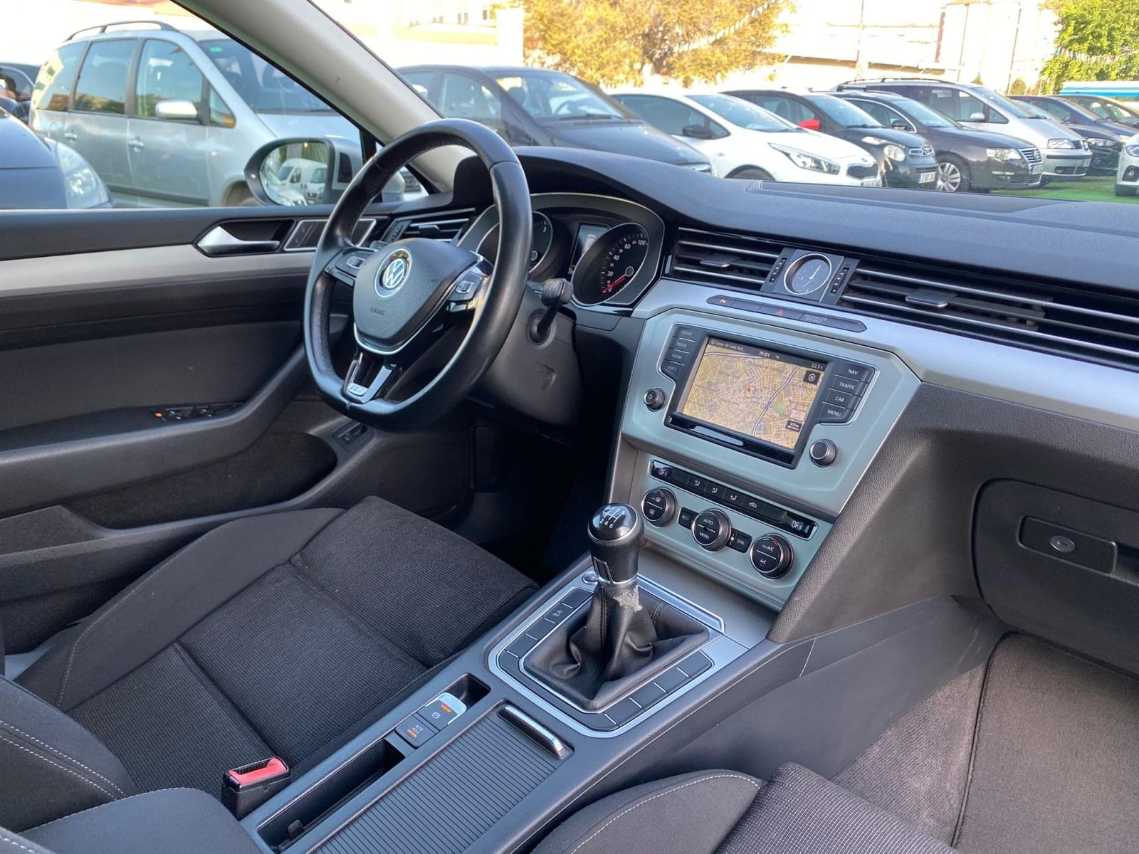 VOLKSWAGEN PASSAT 2.0 150CV 11 