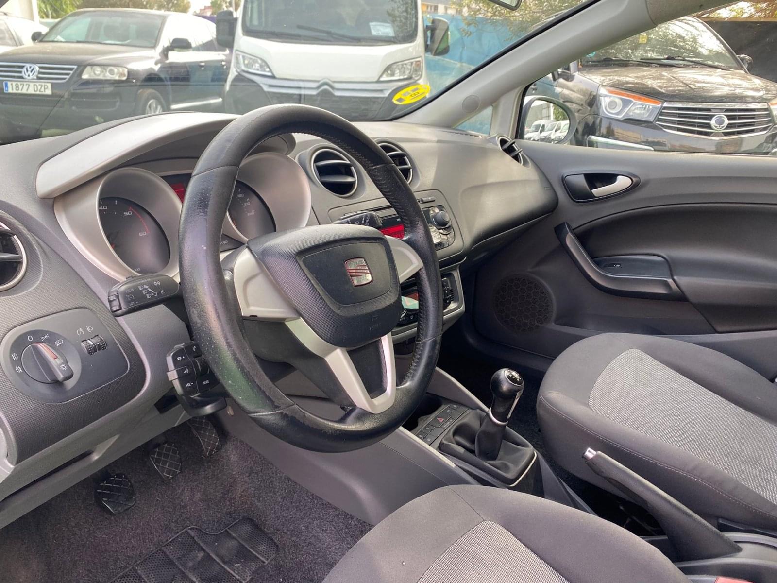 SEAT IBIZA 1.6 105CV 9 