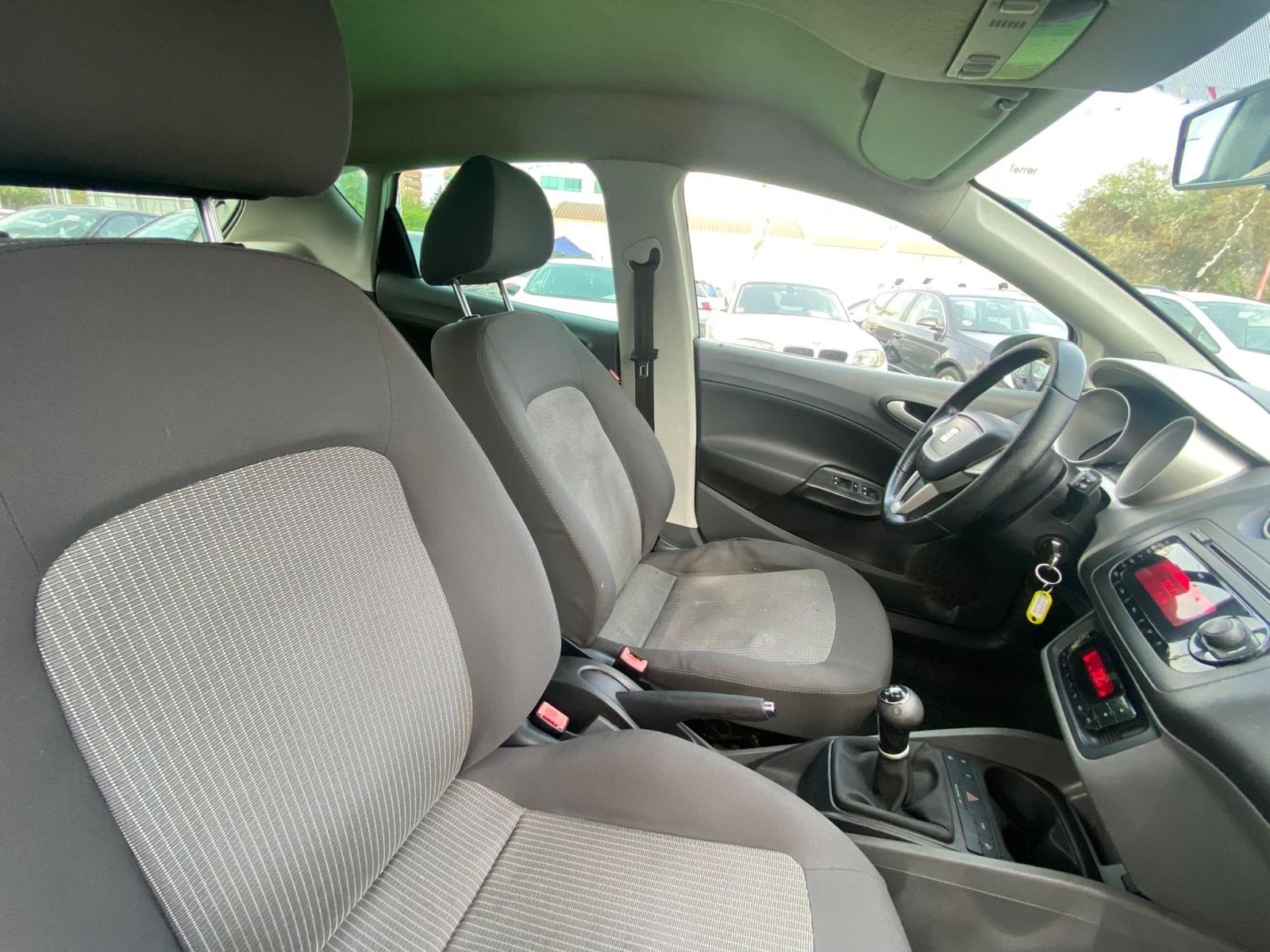 SEAT IBIZA 1.6 105CV 13 