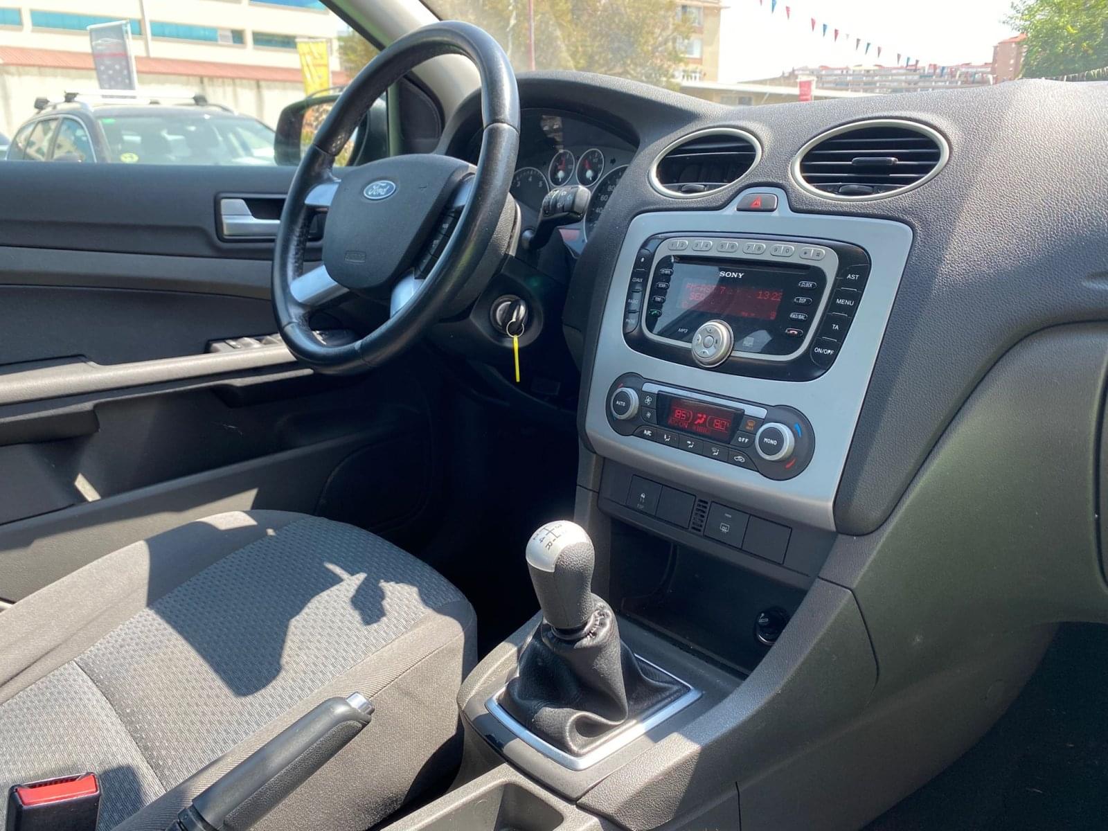 FORD FOCUS 1.6 101CV 8 