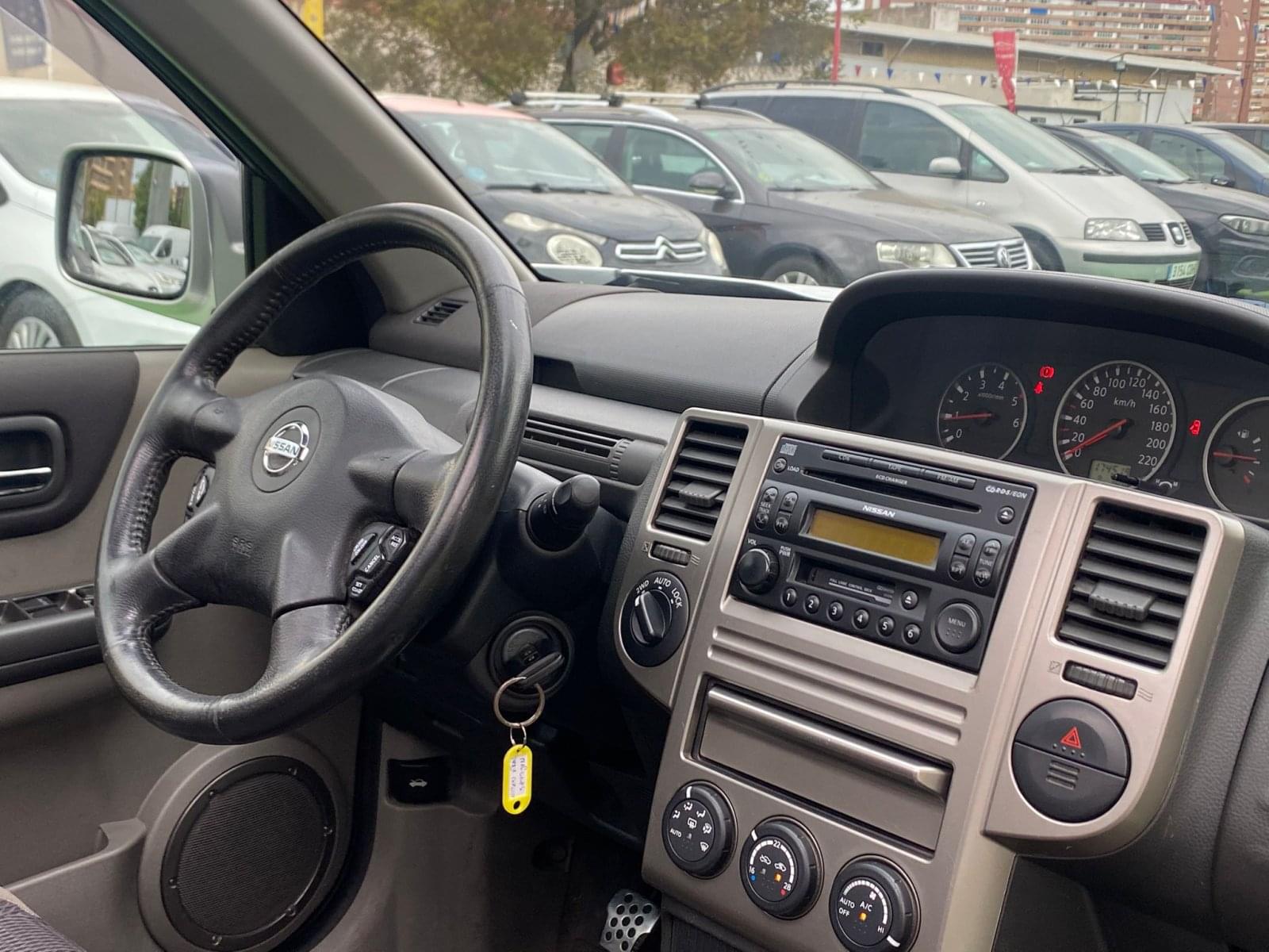 NISSAN X-TRAIL 2.2 136CV 11 
