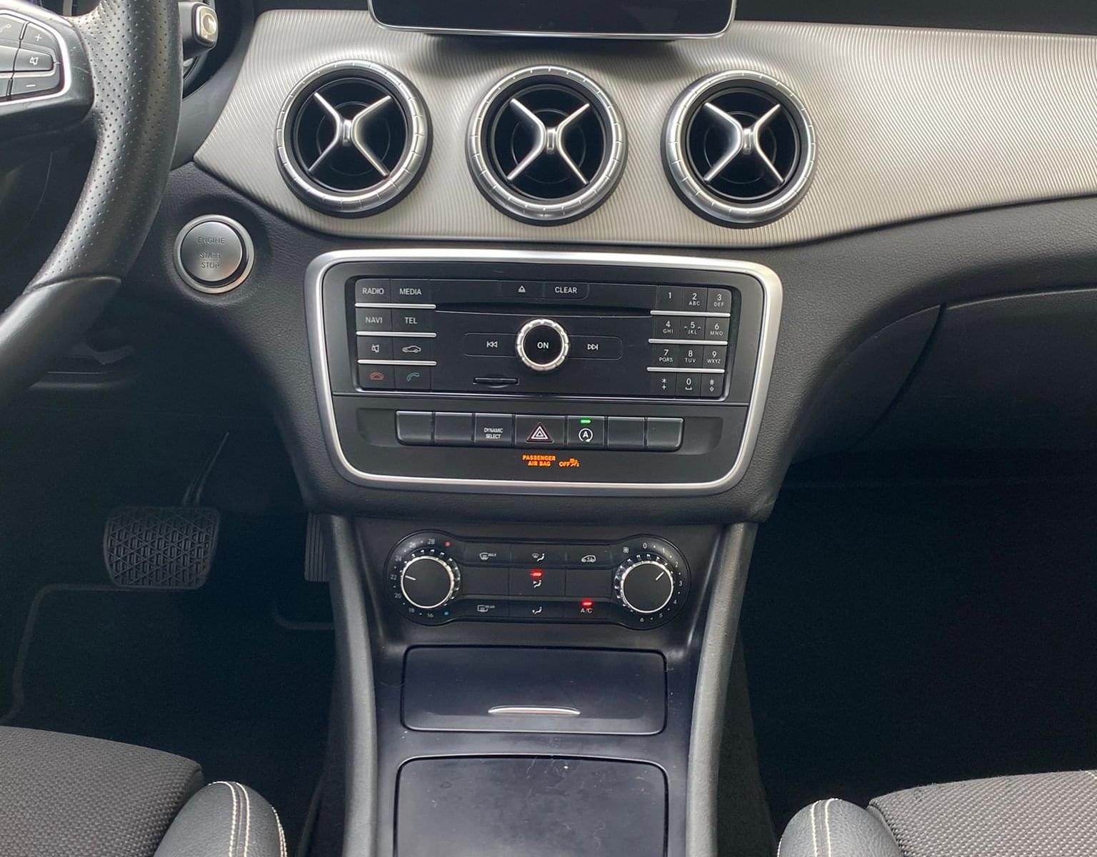 MERCEDES CLASE CLA 200 D SHOOTING BRAKE  2.2 136CV 12 