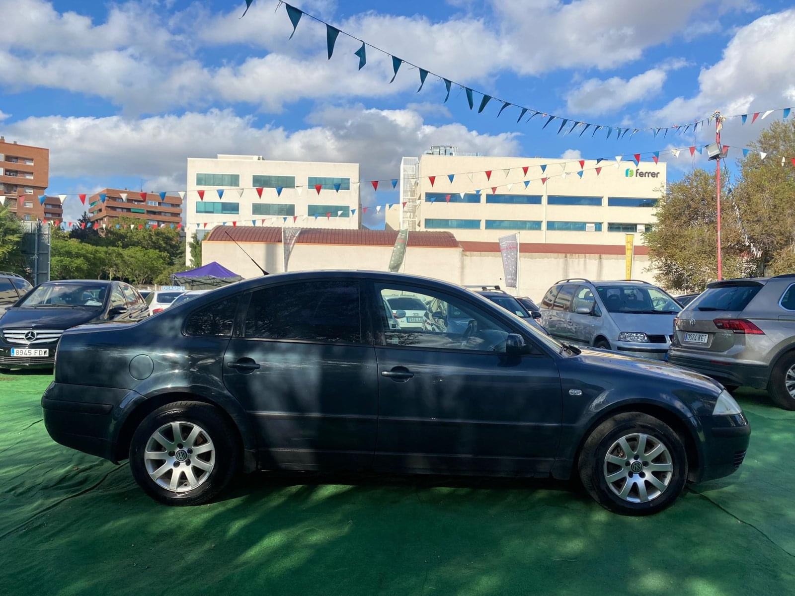 VOLKSWAGEN PASSAT 1.9 100CV 5 
