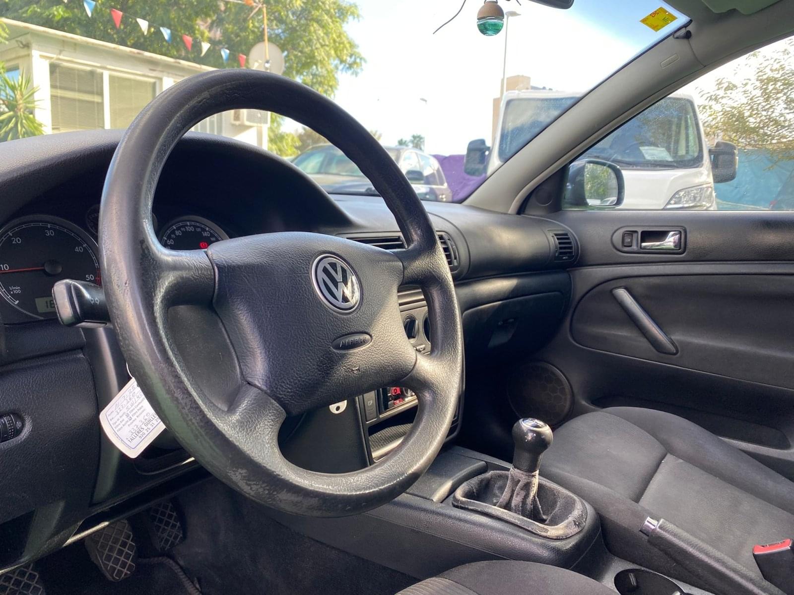 VOLKSWAGEN PASSAT 1.9 100CV 8 