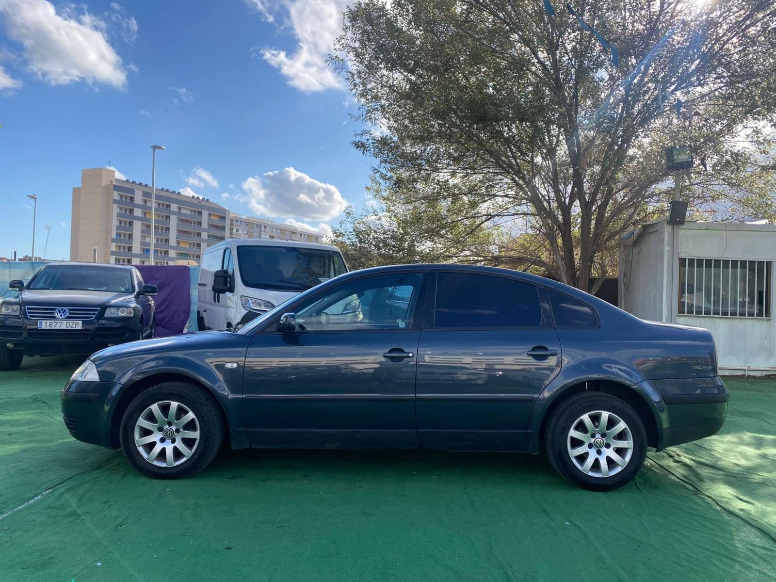 VOLKSWAGEN PASSAT 1.9 100CV 6 
