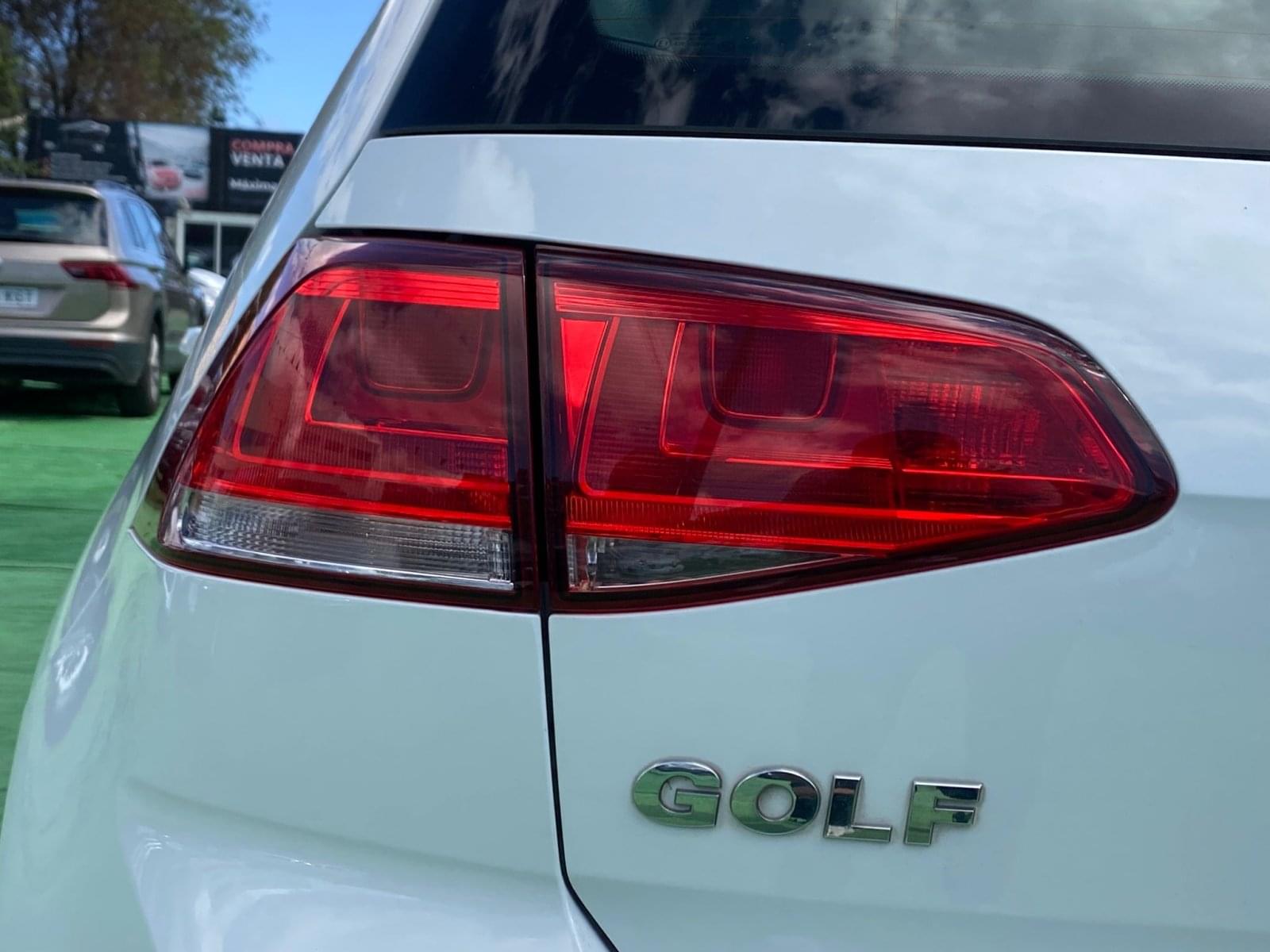 VOLKSWAGEN GOLF VII 1.6 105CV 26 