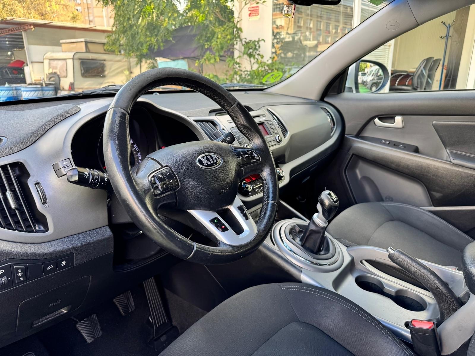 KIA SPORTAGE 1.6 GDI Concept 4x2