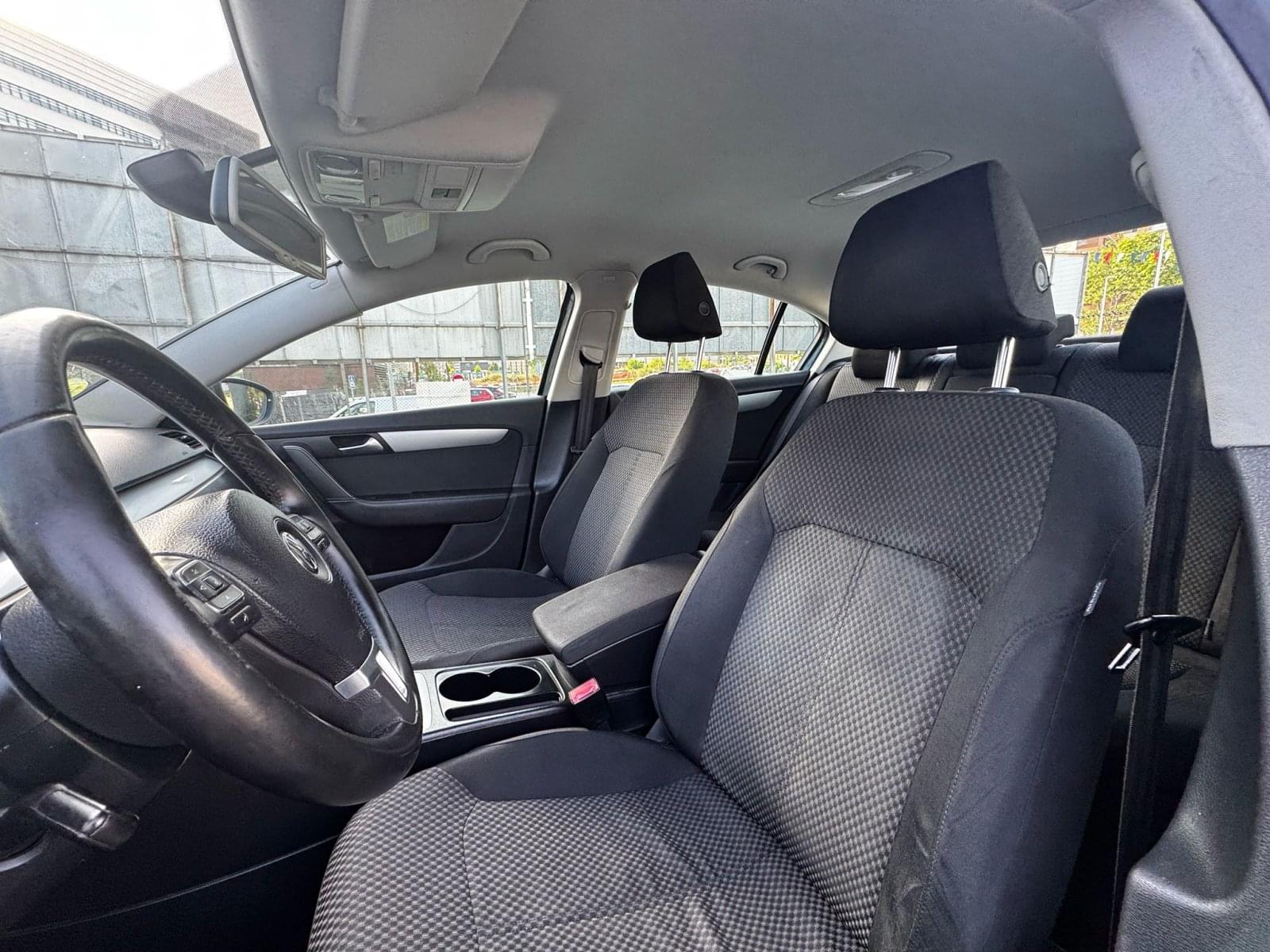 VOLKSWAGEN PASSAT 1.6 TDI 105cv Advance Bluemotion Tech