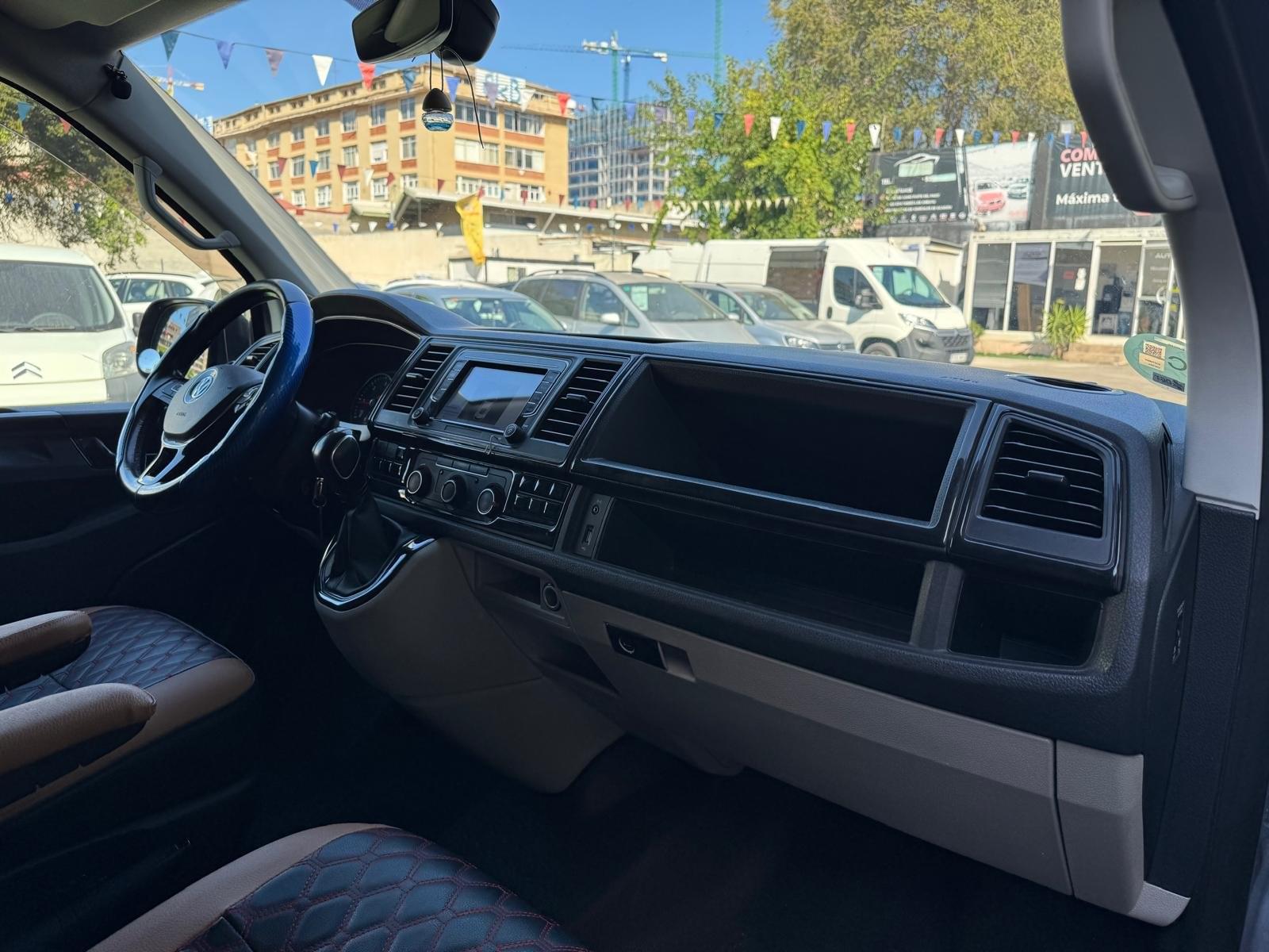 VOLKSWAGEN TRANSPORTER Kombi Largo TN 2.0 TDI 110kW BMT DSG