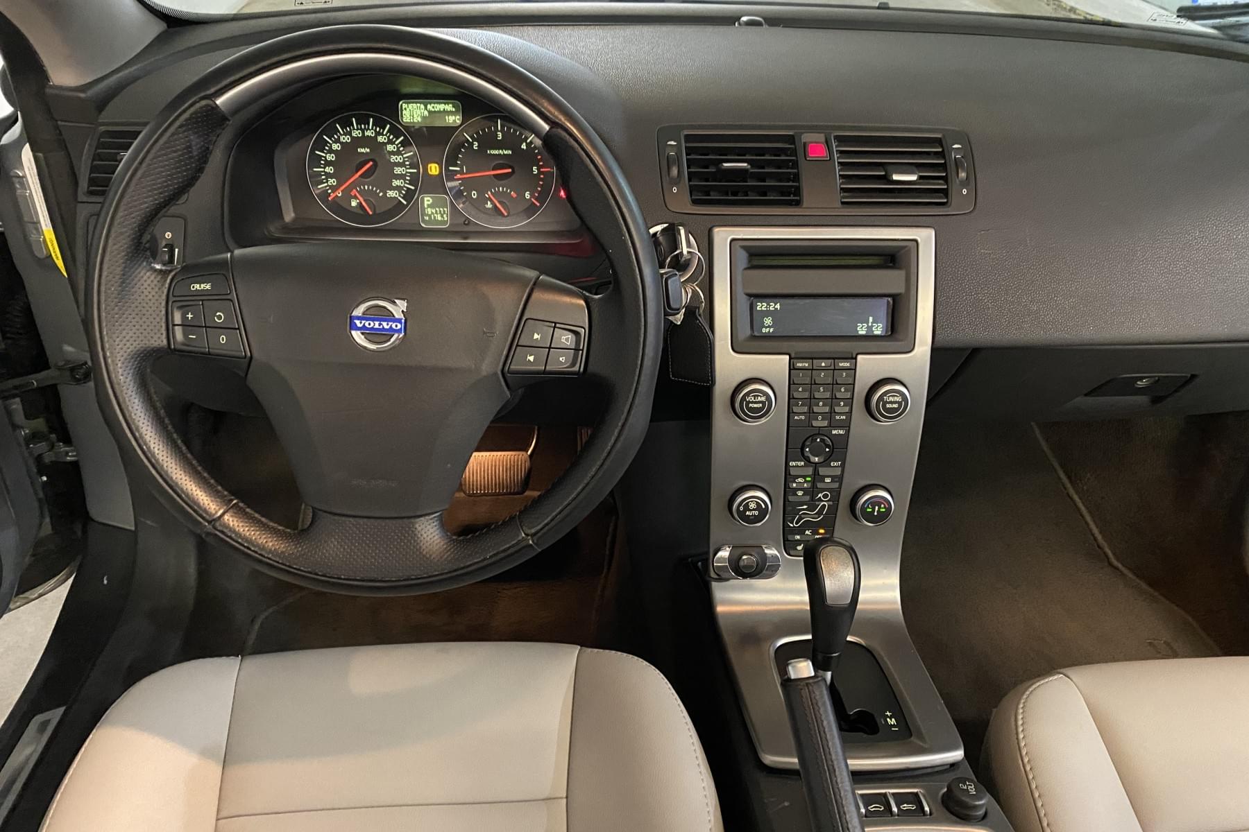 VOLVO C70 6 