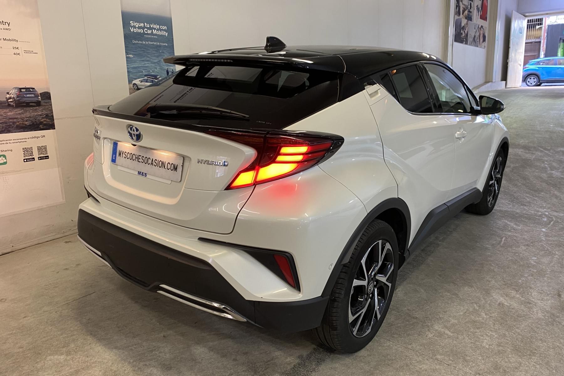 TOYOTA CHR 3 