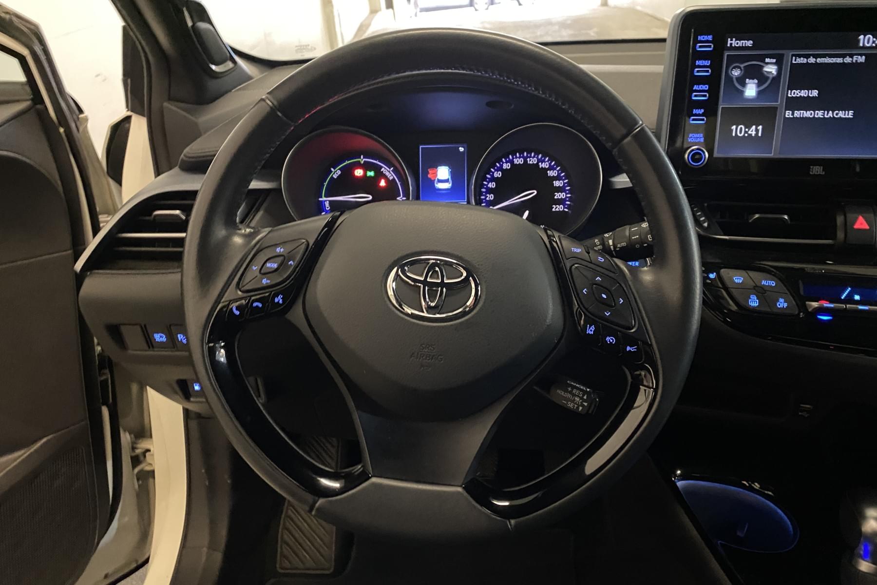 TOYOTA CHR 10 